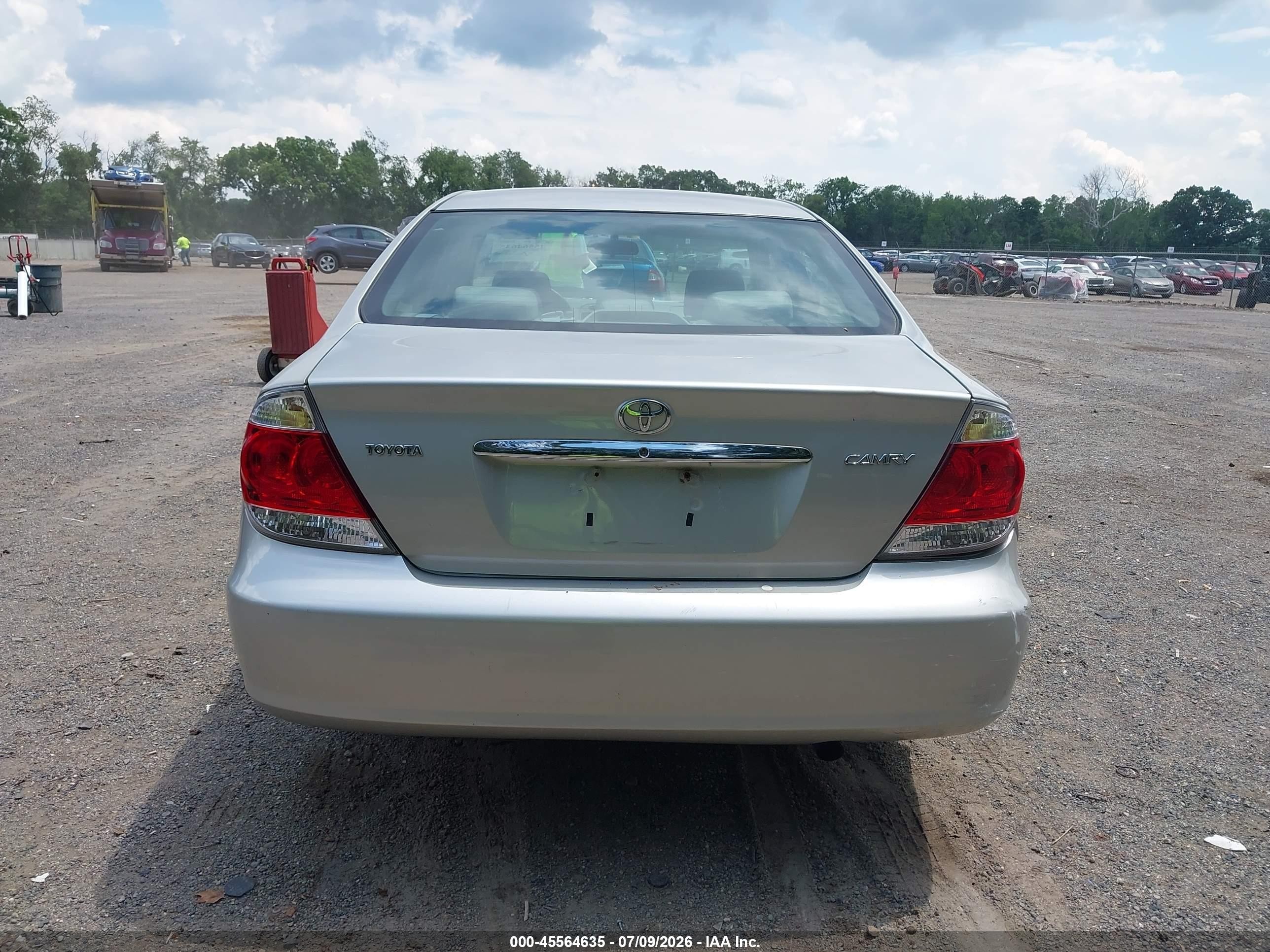 2005 Toyota Camry Std Gray vin: 4T1BE32K25U385860