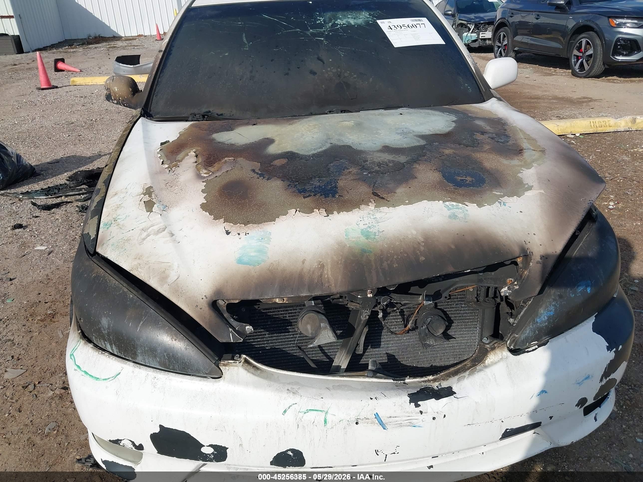 2005 Toyota Camry Xle Белый vin: 4T1BE32K25U403029
