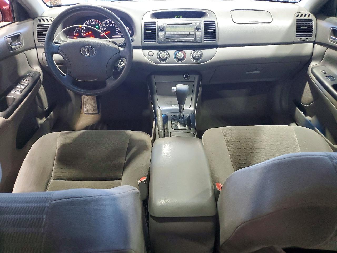 2005 Toyota Camry Le Brown vin: 4T1BE32K25U414225