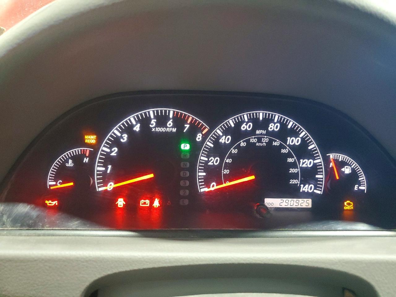 2005 Toyota Camry Le Brown vin: 4T1BE32K25U414225