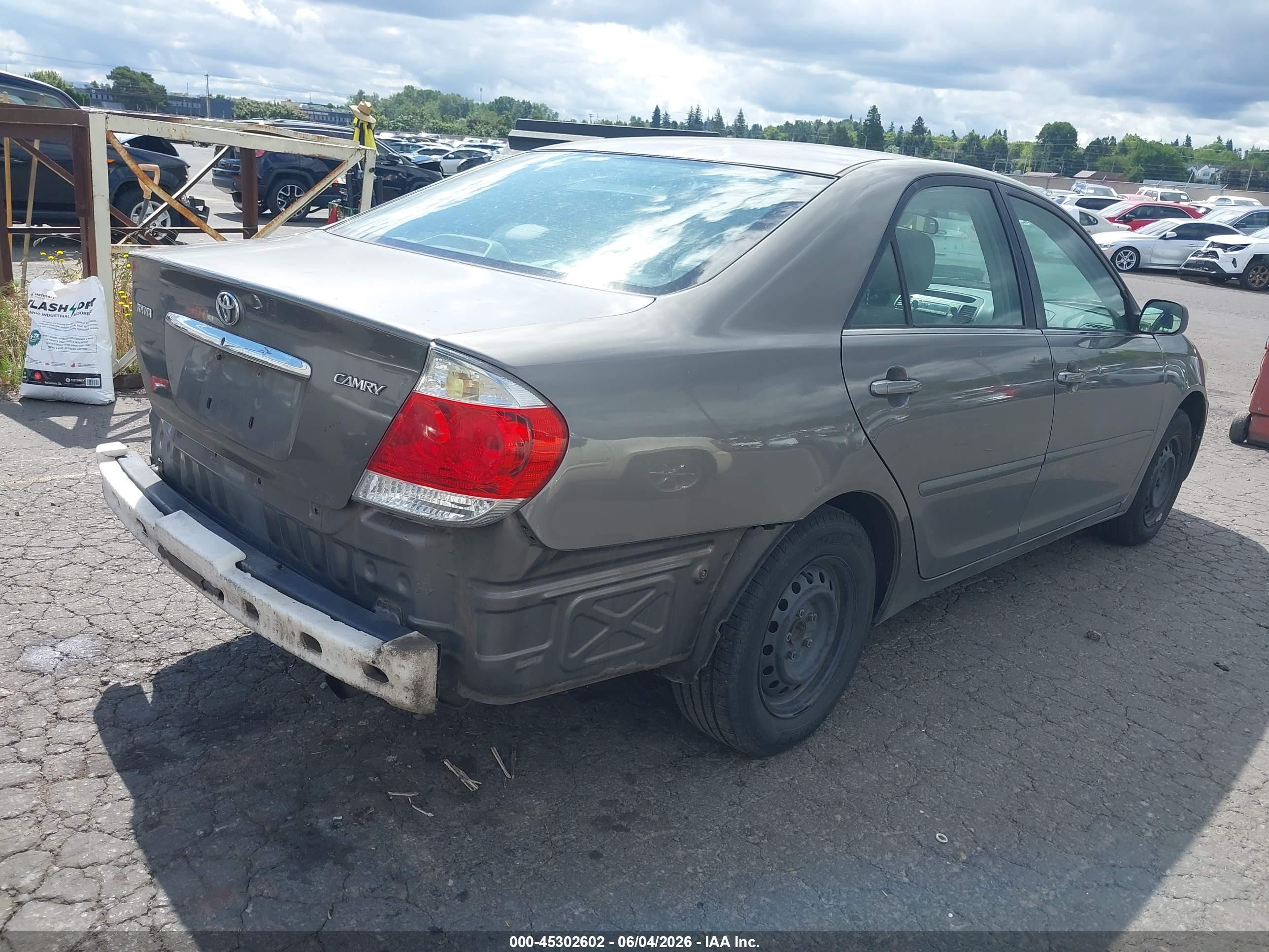 2005 Toyota Camry Std Gray vin: 4T1BE32K25U511537