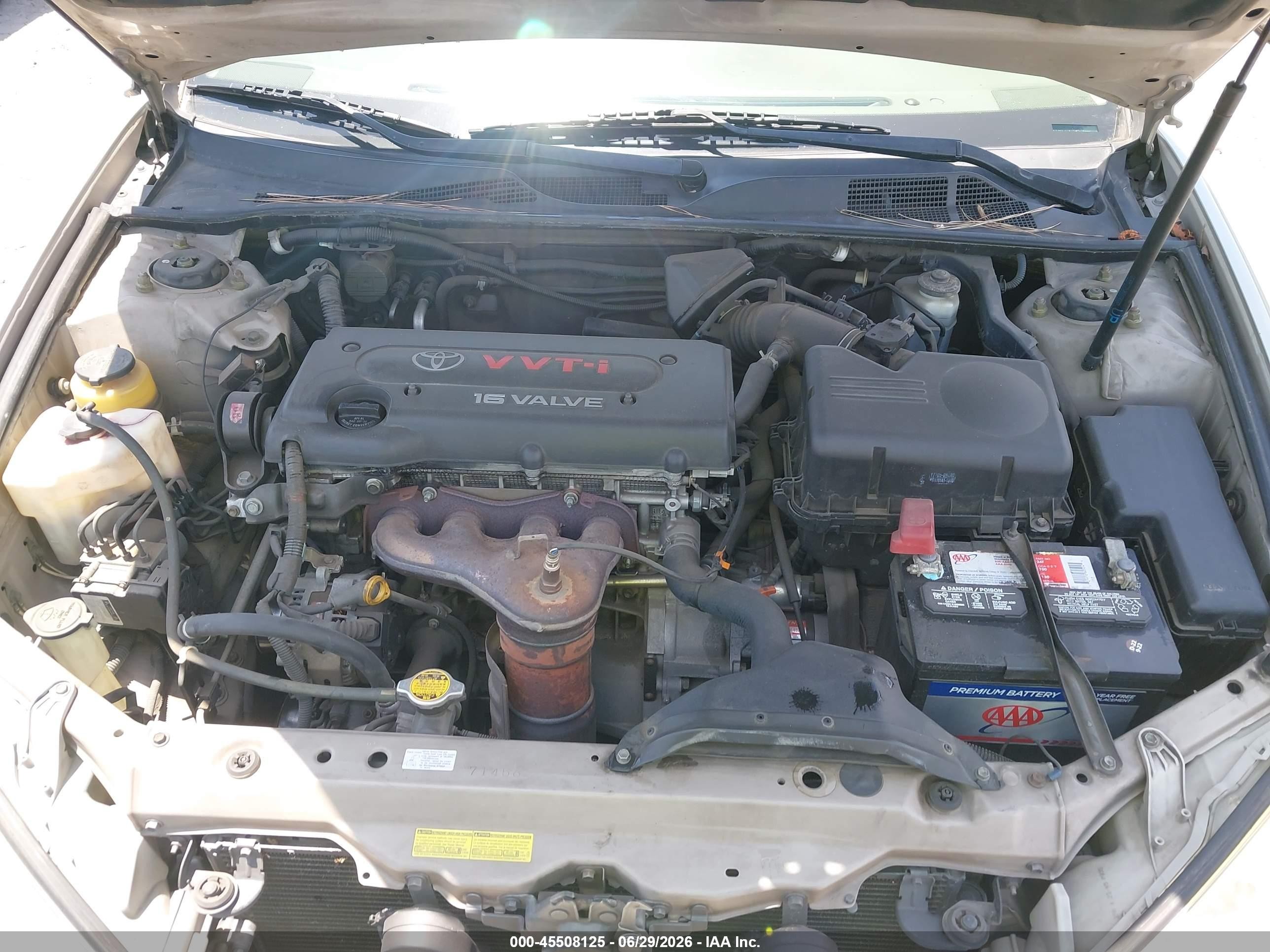 2005 Toyota Camry Le Silver vin: 4T1BE32K25U526667