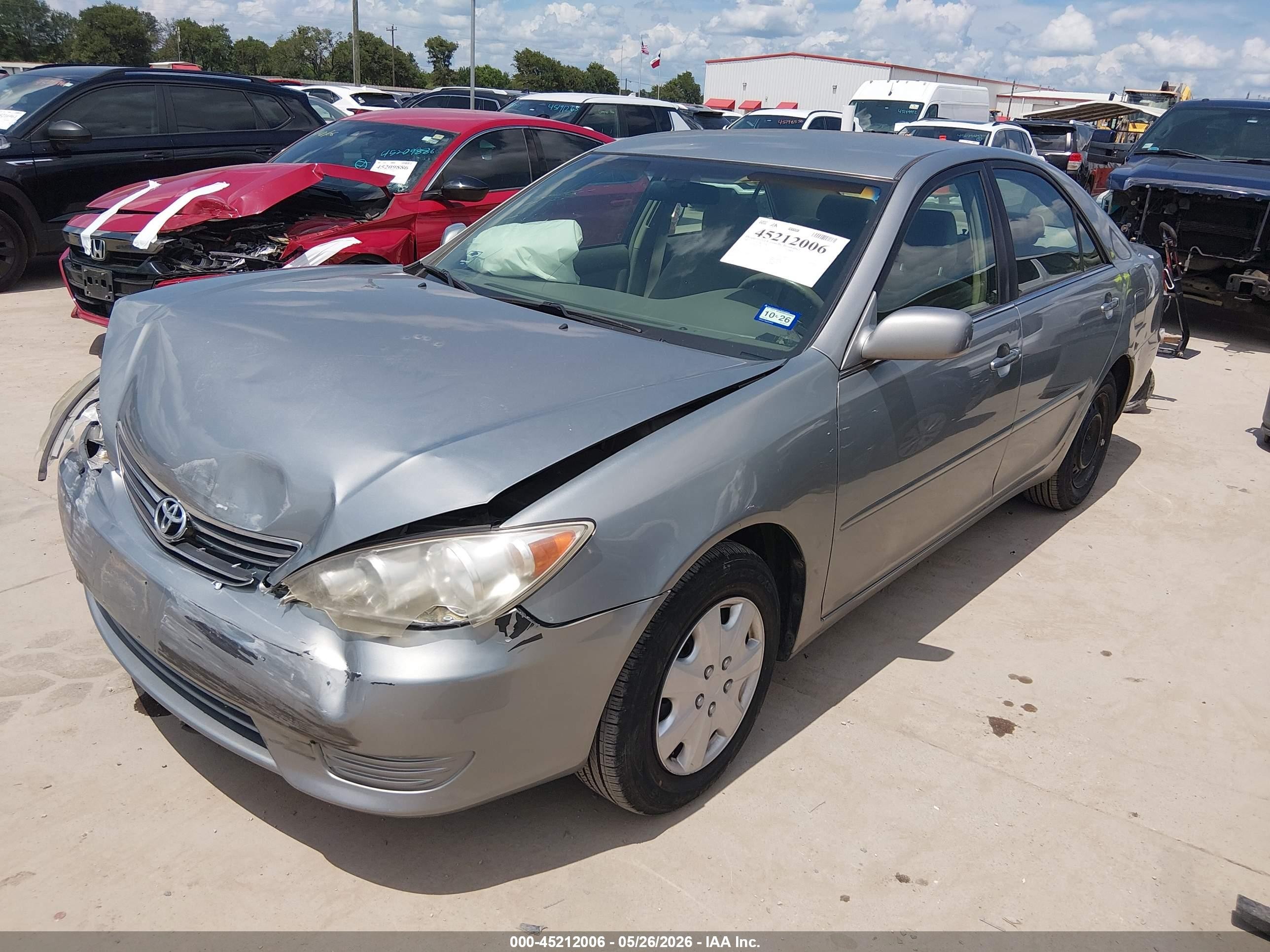 2005 Toyota Camry Le Бежевый vin: 4T1BE32K25U546711