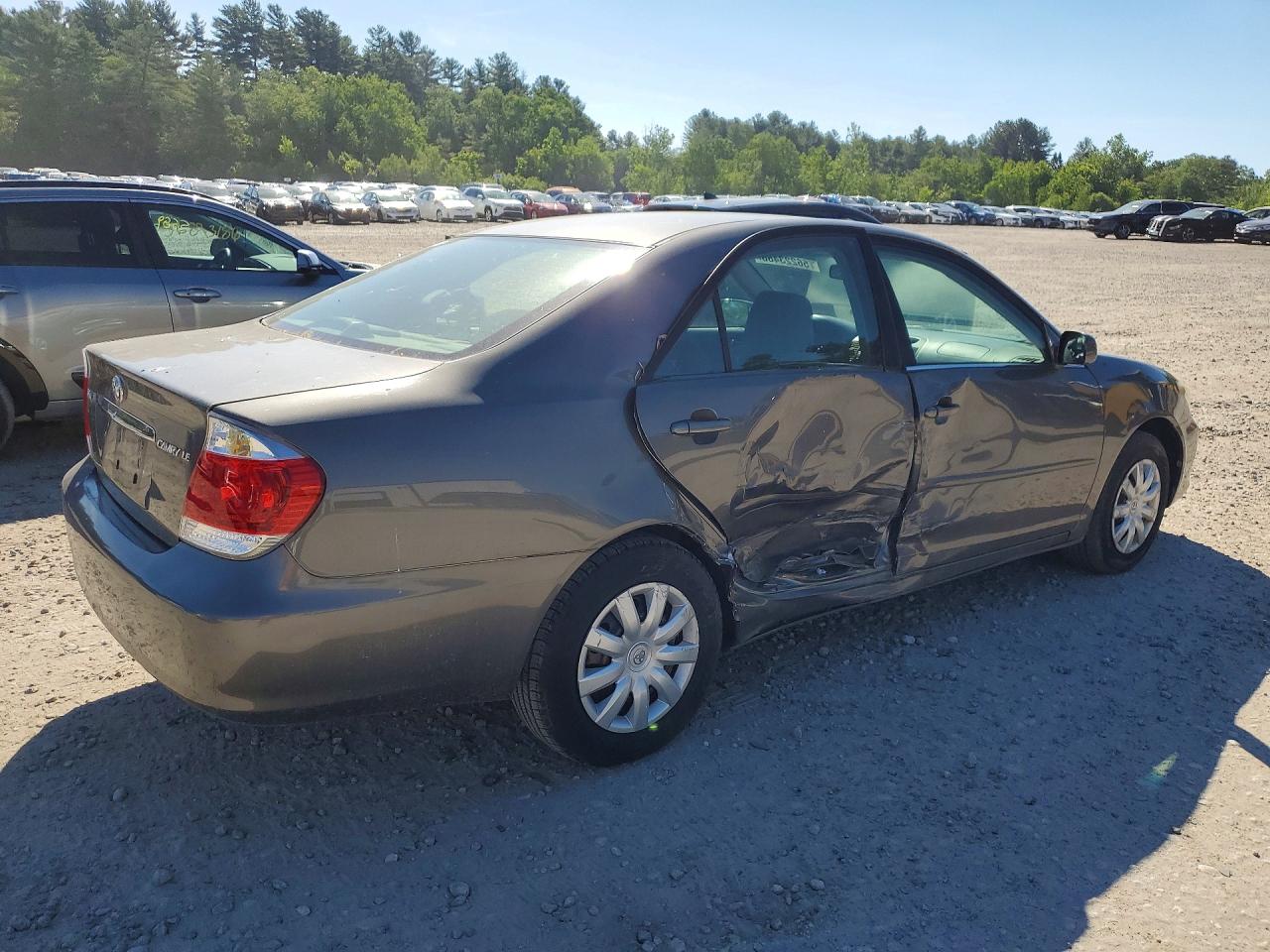 2005 Toyota Camry Le Gray vin: 4T1BE32K25U556140