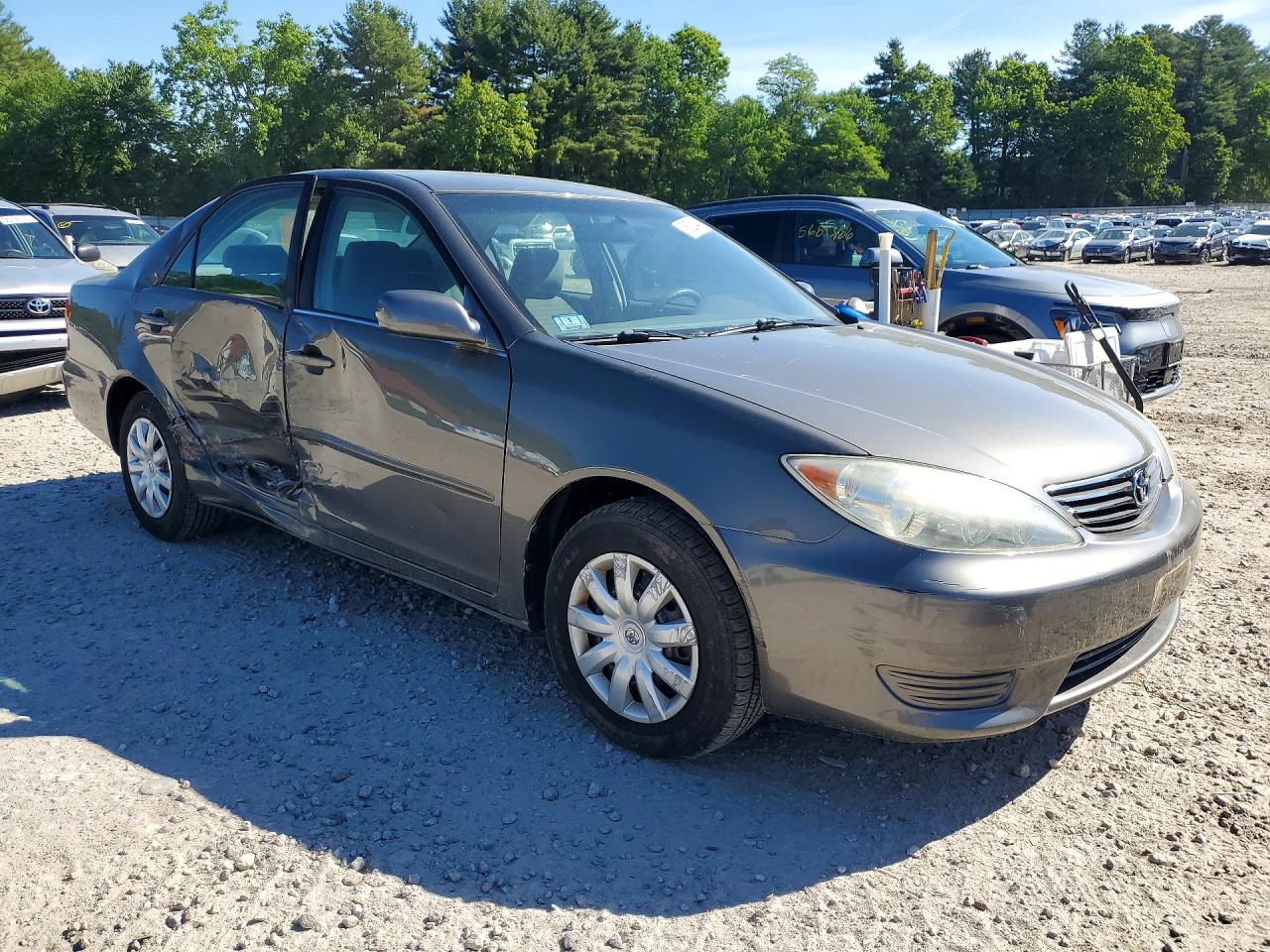 2005 Toyota Camry Le Gray vin: 4T1BE32K25U556140