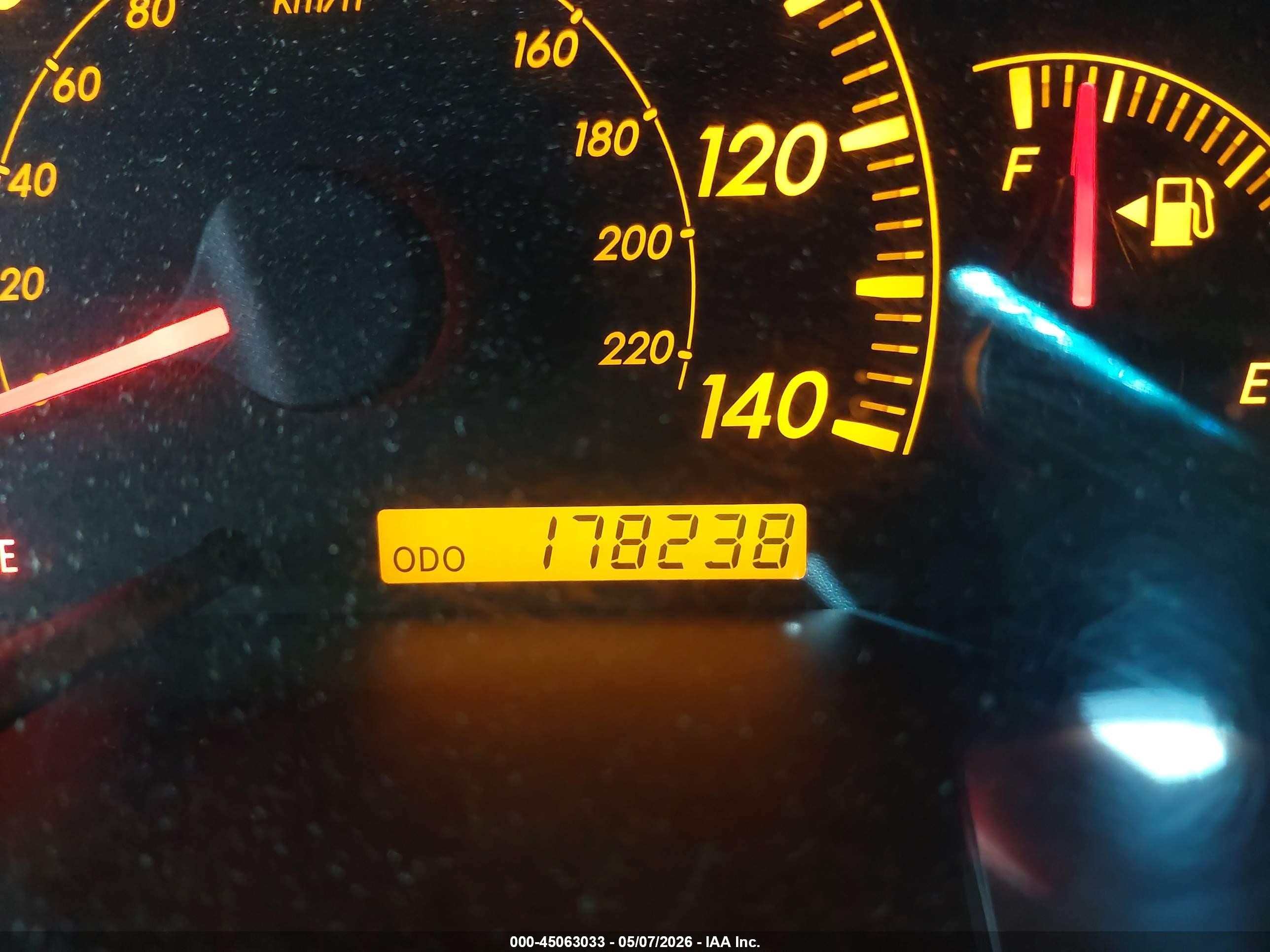 2005 Toyota Camry Se Gold vin: 4T1BE32K25U591423
