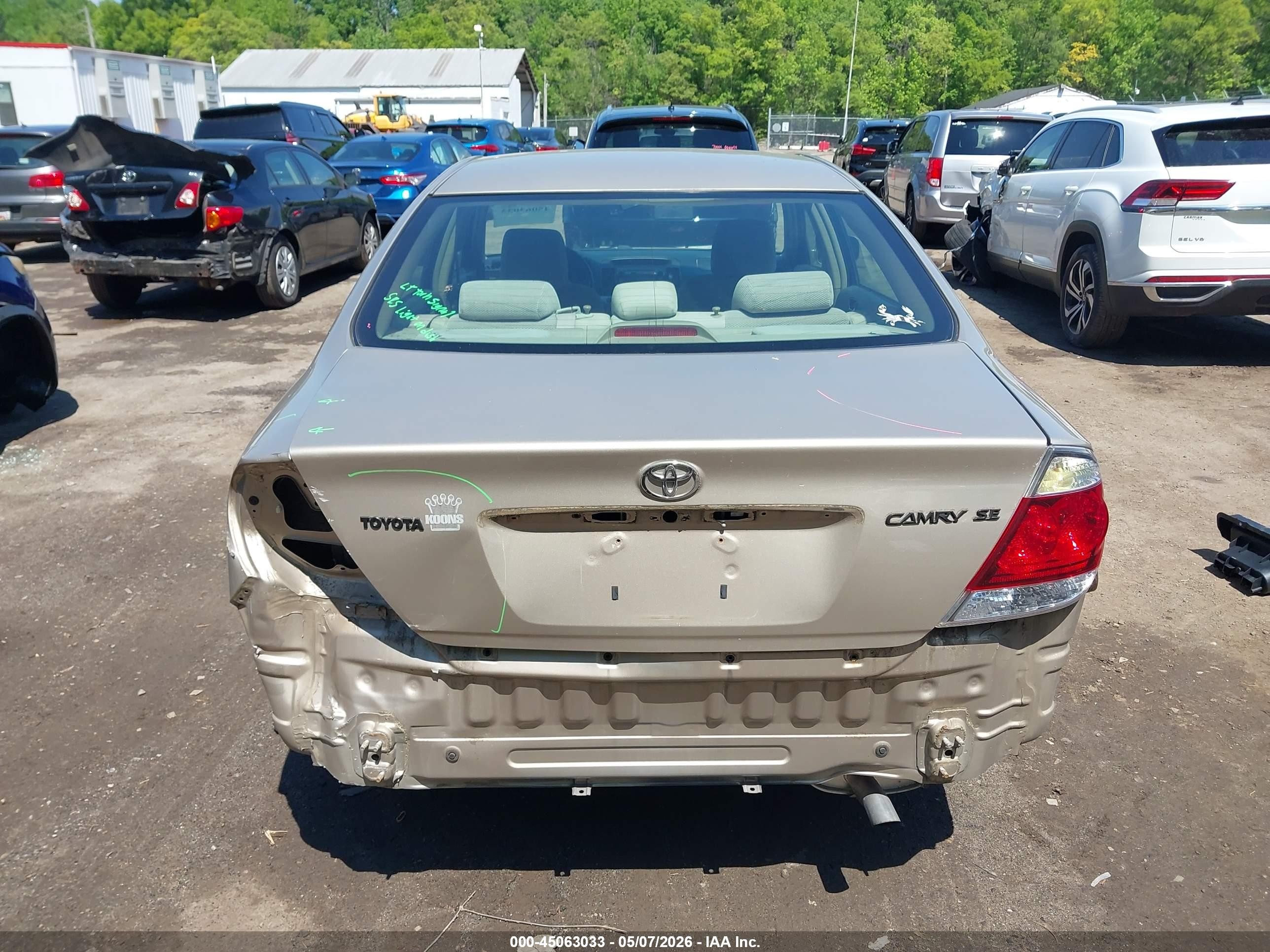 2005 Toyota Camry Se Gold vin: 4T1BE32K25U591423