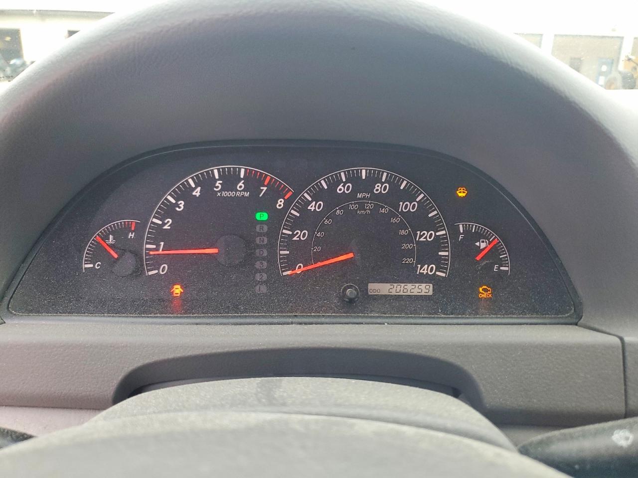 2005 Toyota Camry Le Silver vin: 4T1BE32K25U625957