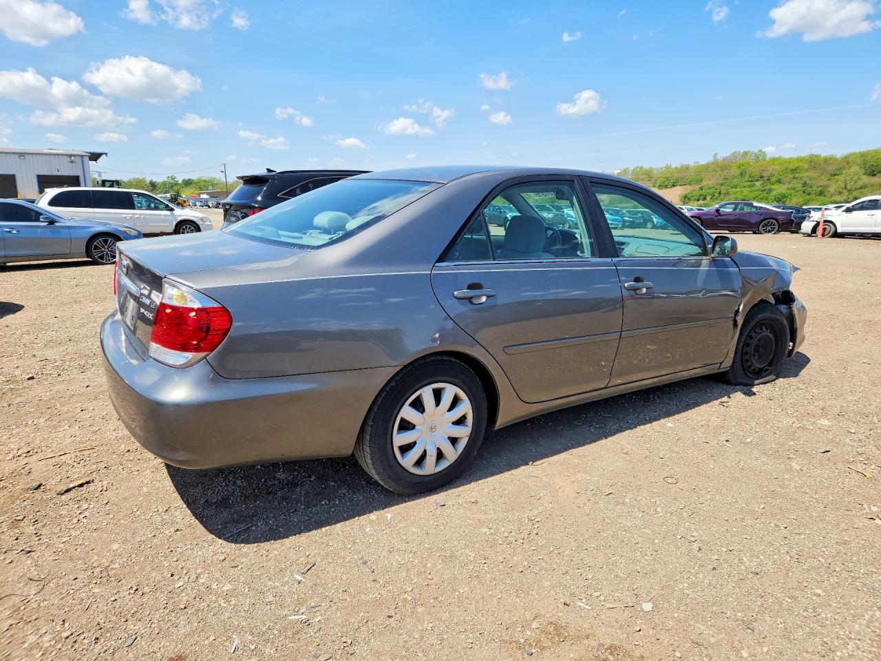 2005 Toyota Camry Le Серый vin: 4T1BE32K25U958787