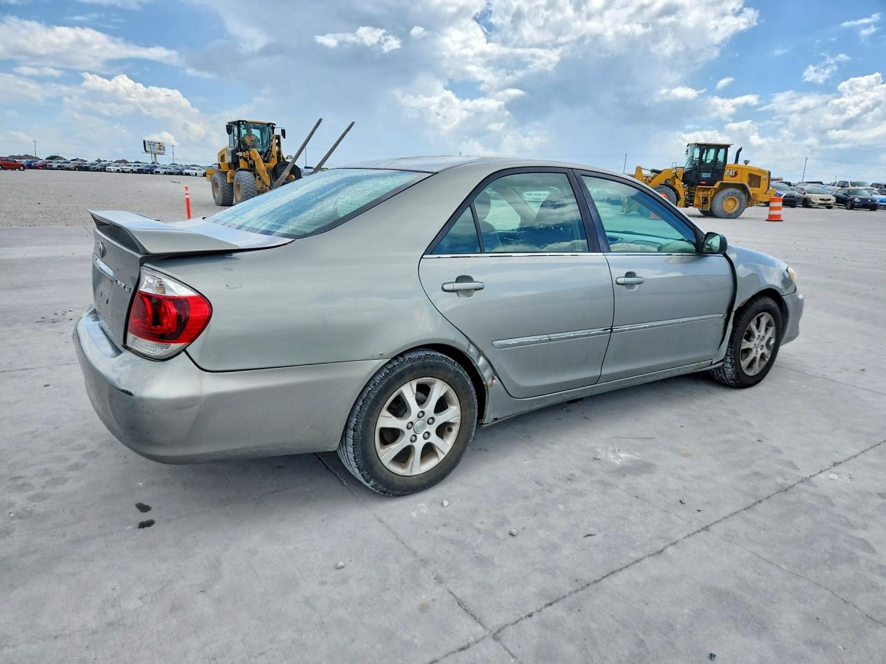 2005 Toyota Camry Xle Silver vin: 4T1BE32K25U970180