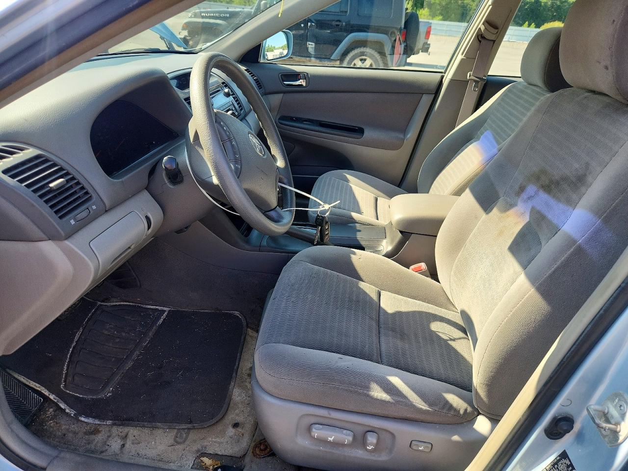 2005 Toyota Camry Le Blue vin: 4T1BE32K25U981339