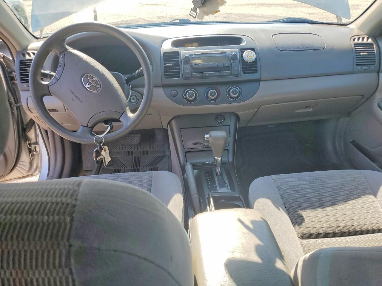 2006 Toyota Camry Le Silver vin: 4T1BE32K26U123760