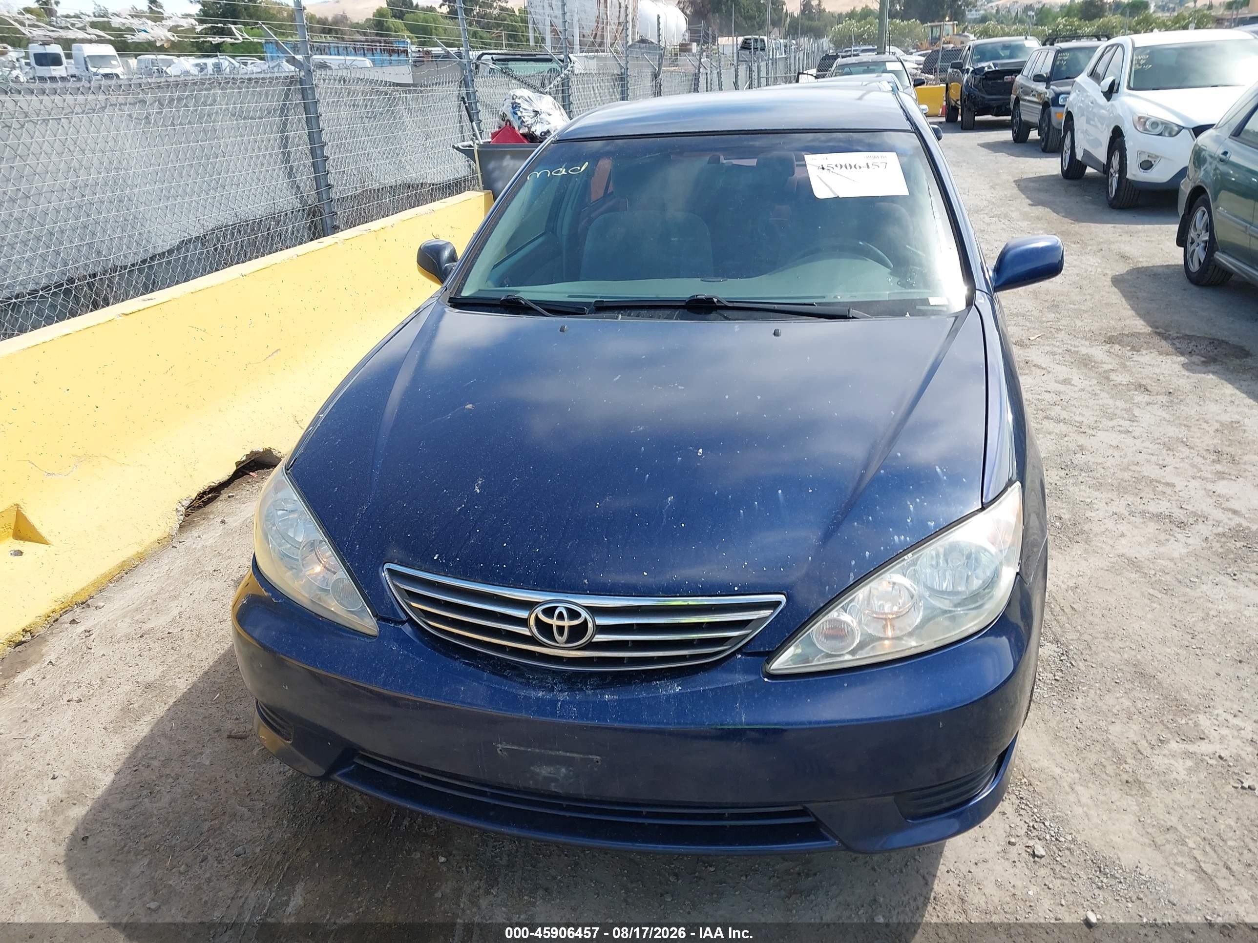 2006 Toyota Camry Le Blue vin: 4T1BE32K26U127470