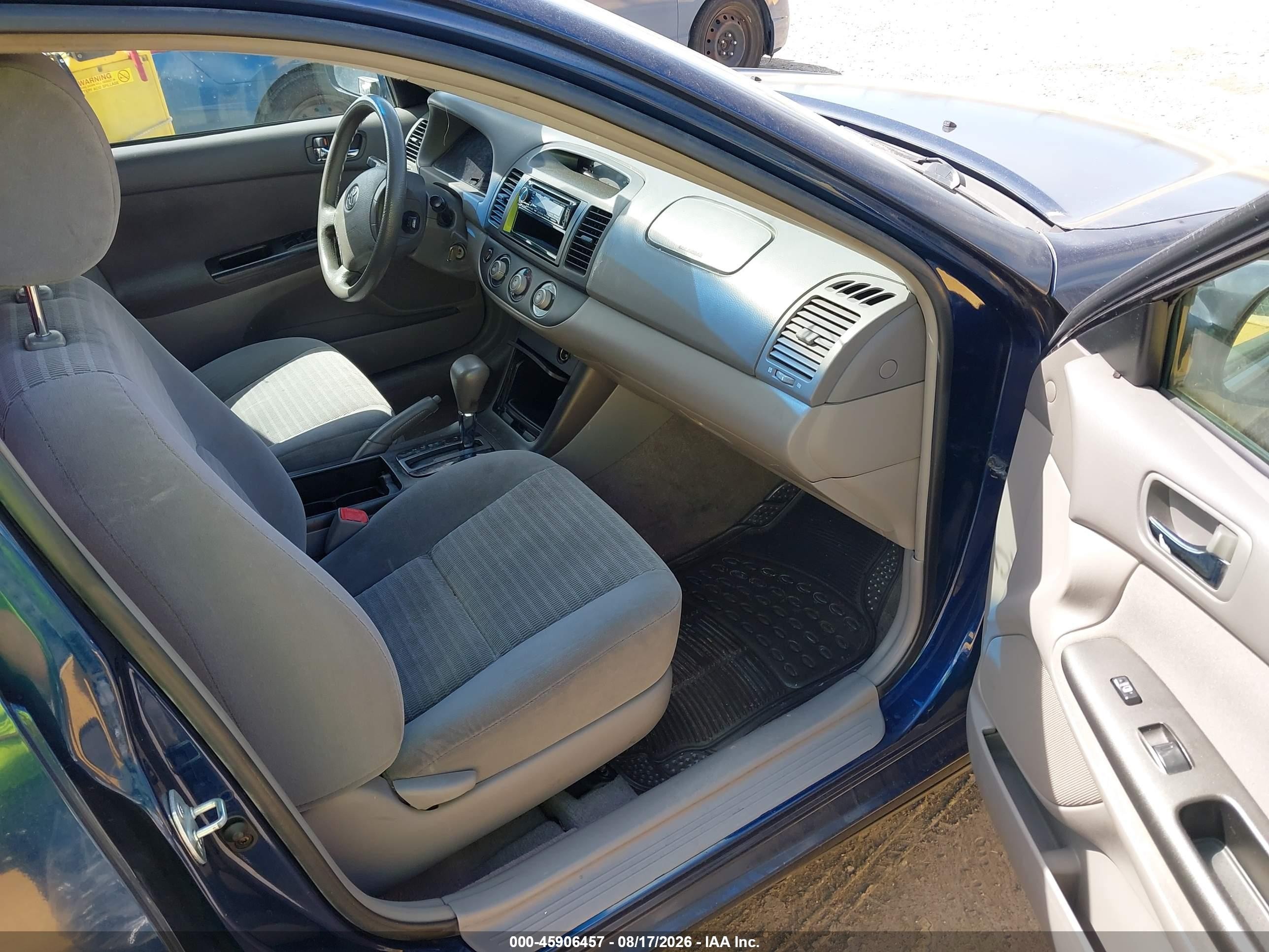 2006 Toyota Camry Le Blue vin: 4T1BE32K26U127470