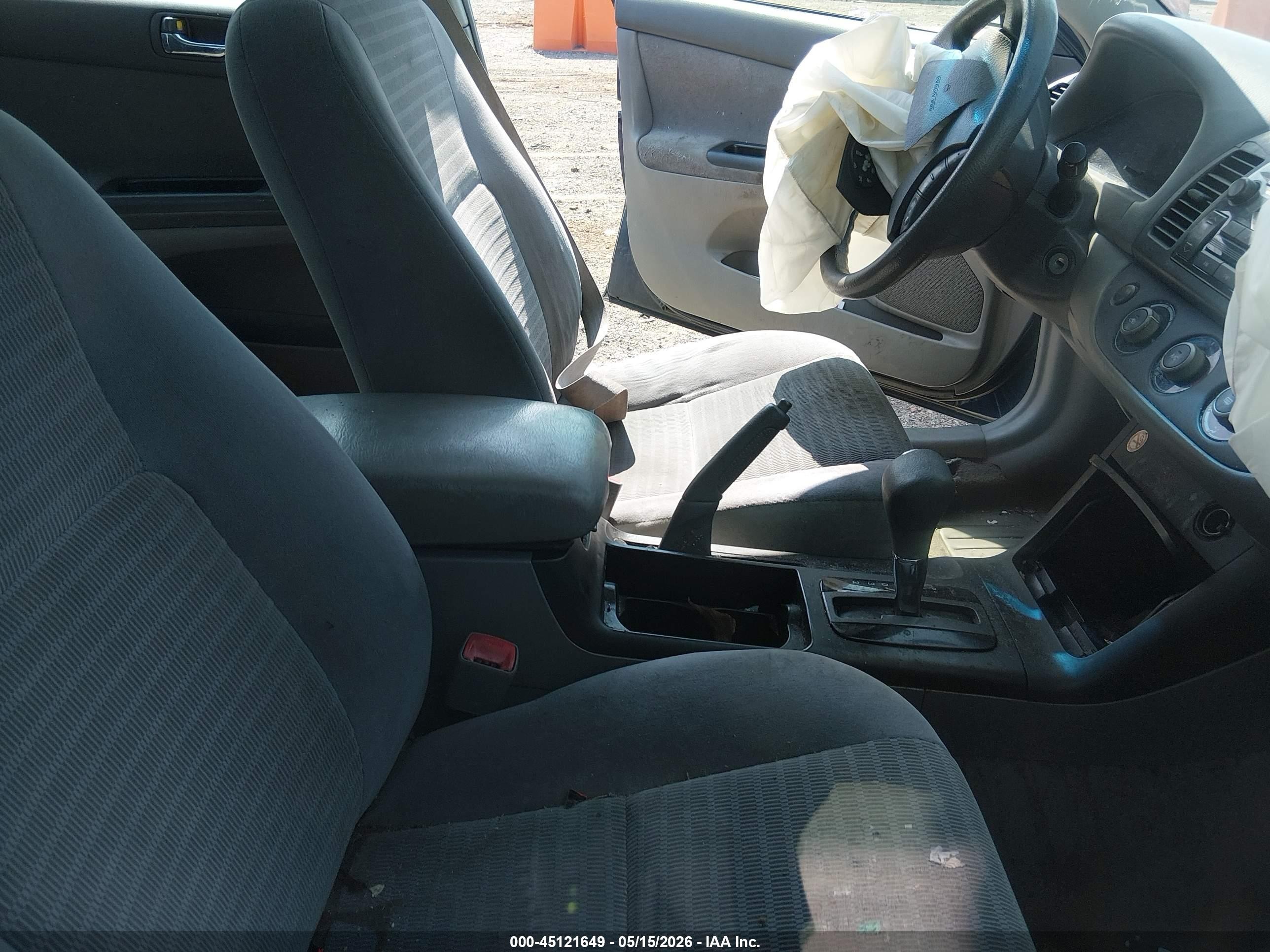 2006 Toyota Camry Le Blue vin: 4T1BE32K26U132121