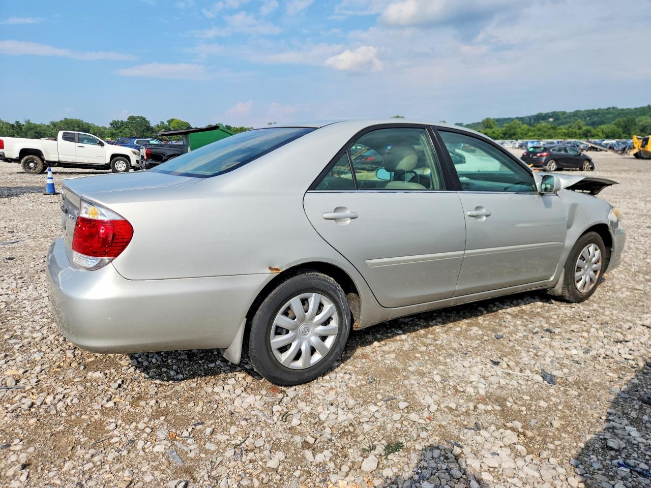 2006 Toyota Camry Le Silver vin: 4T1BE32K26U156449