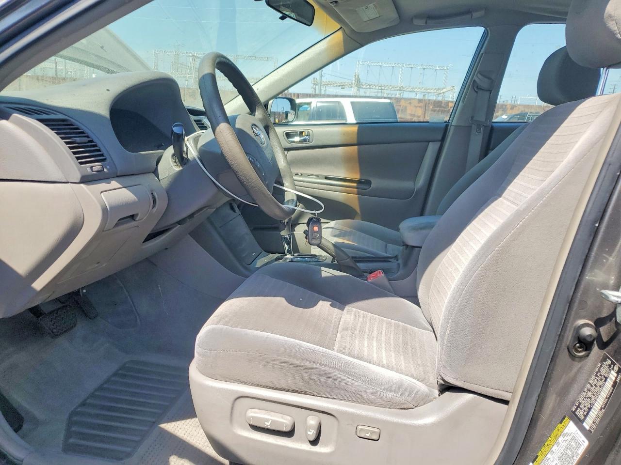 2006 Toyota Camry Le Gray vin: 4T1BE32K26U665473