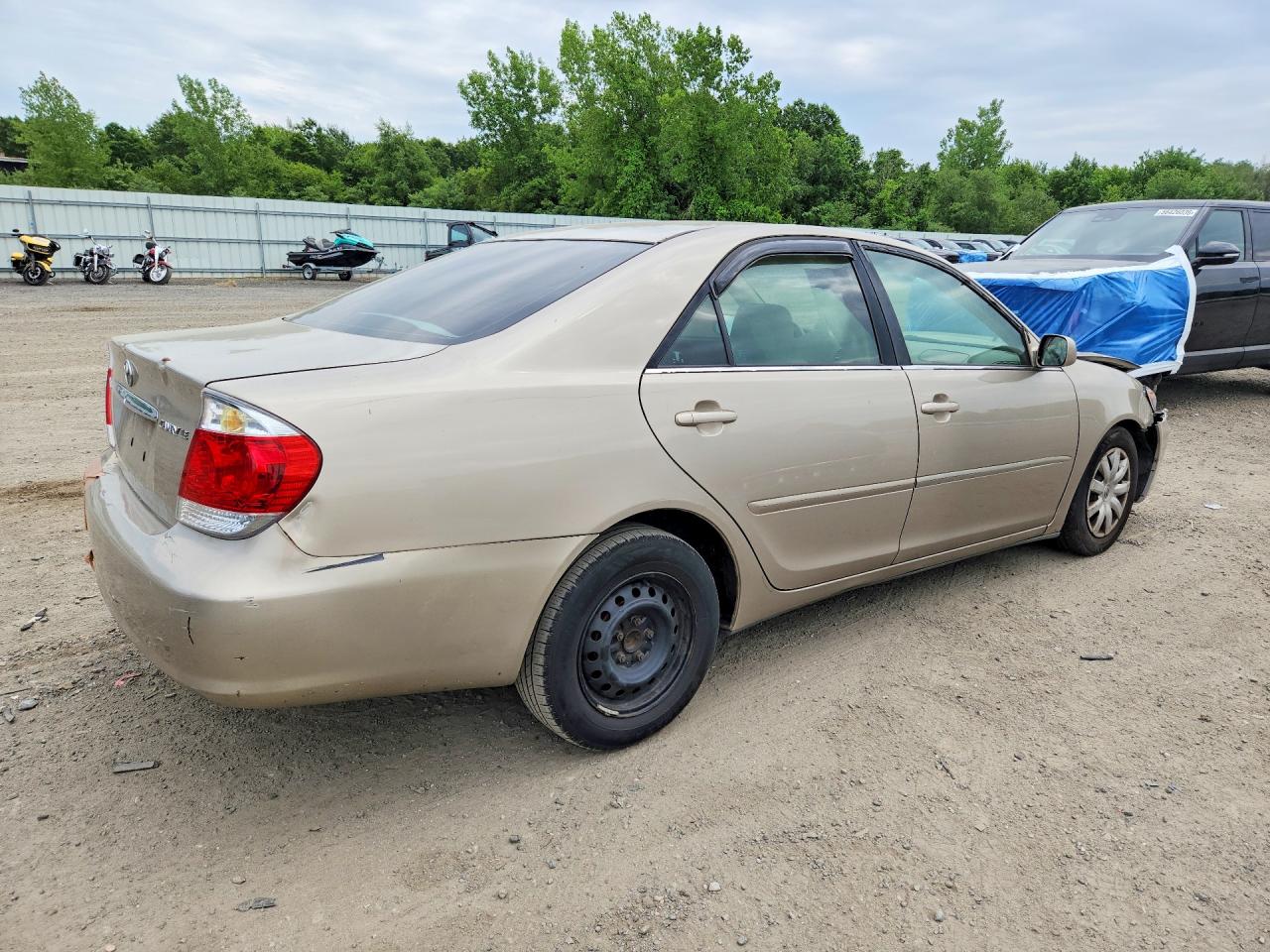 2006 Toyota Camry Le Tan vin: 4T1BE32K26U682287