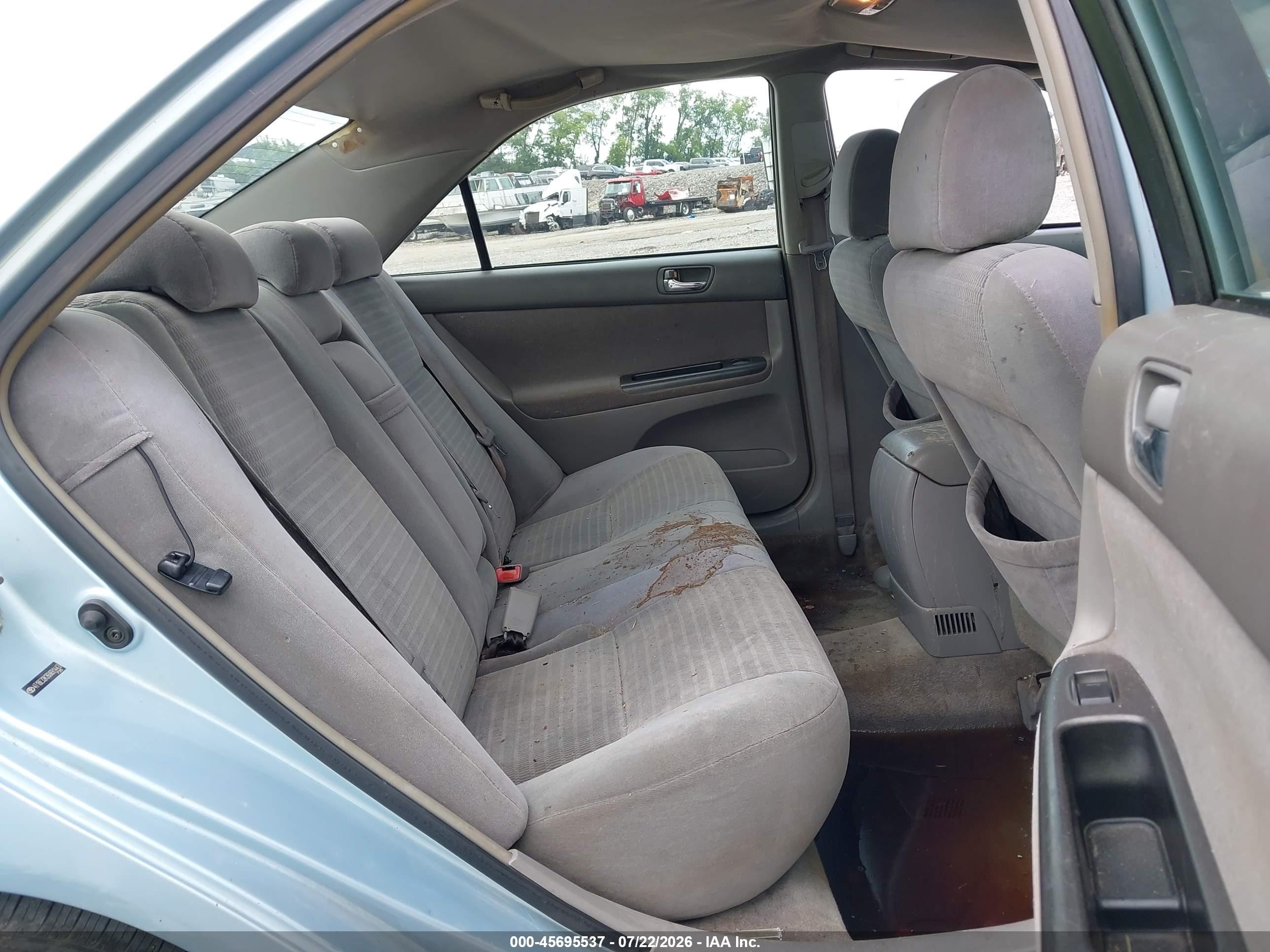 2006 Toyota Camry Le Blue vin: 4T1BE32K26U691443