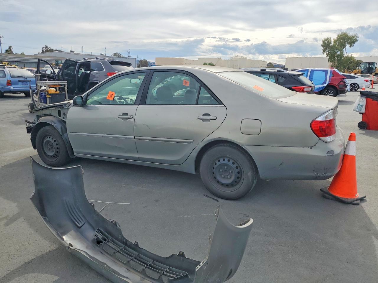 2006 Toyota Camry Le Серебряный vin: 4T1BE32K26U701839