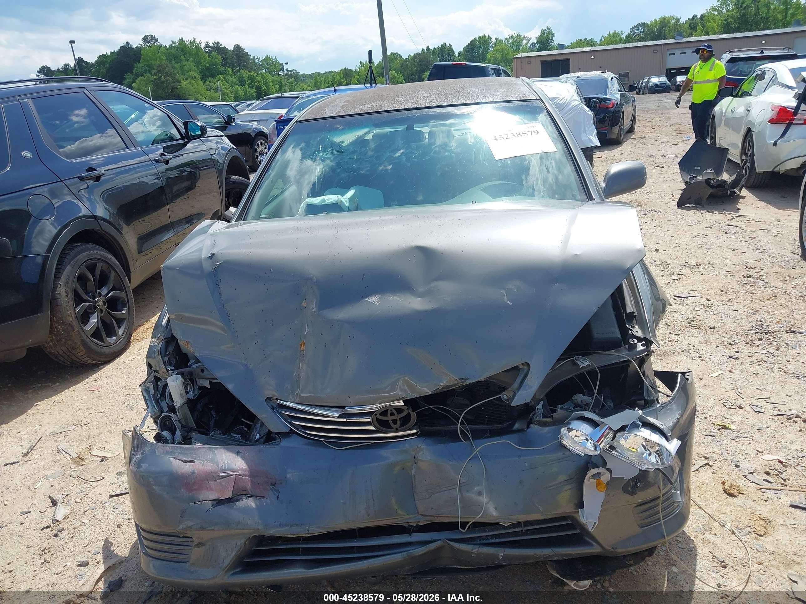 2006 Toyota Camry Le Gray vin: 4T1BE32K26U738499