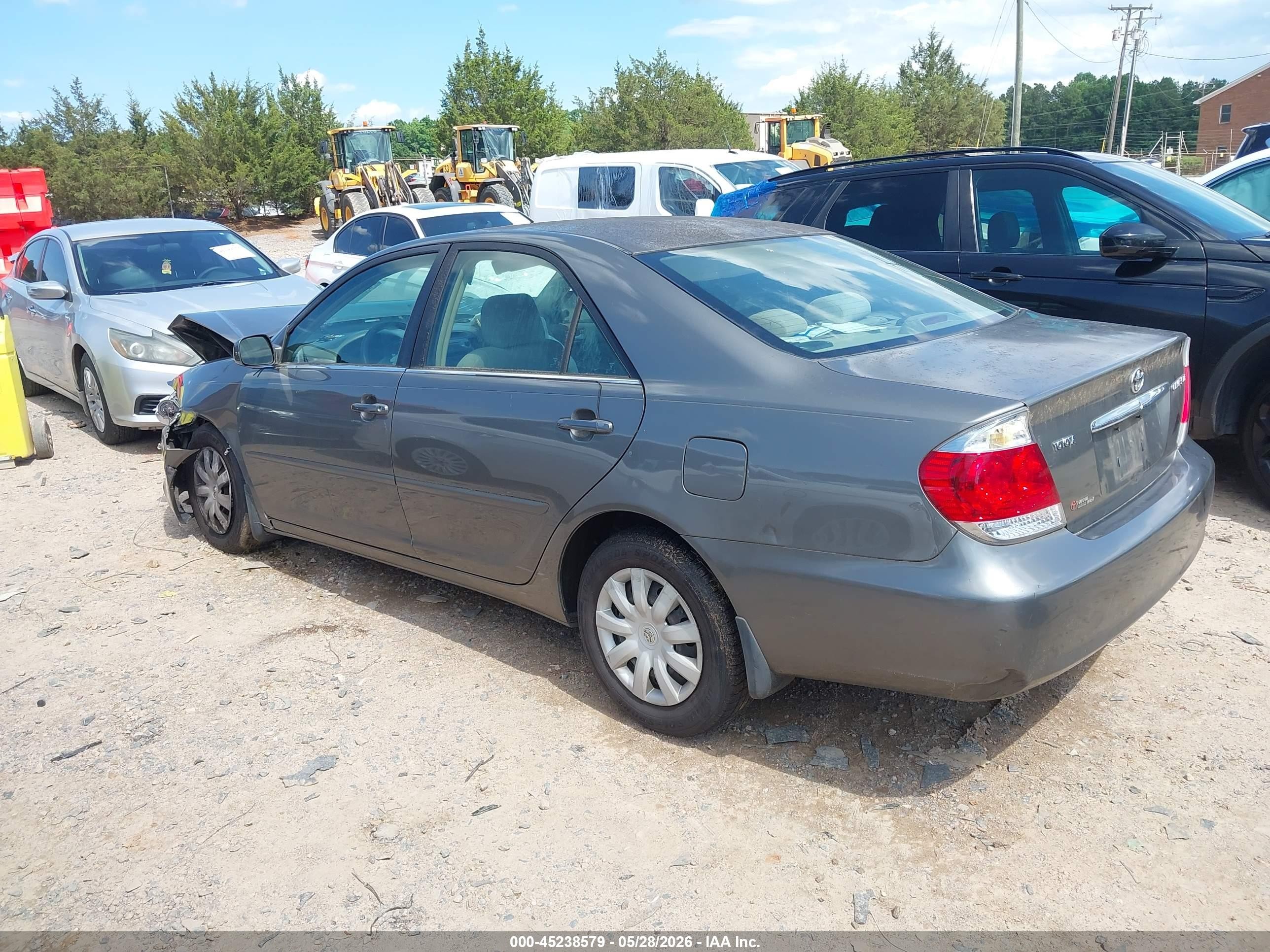 2006 Toyota Camry Le Gray vin: 4T1BE32K26U738499
