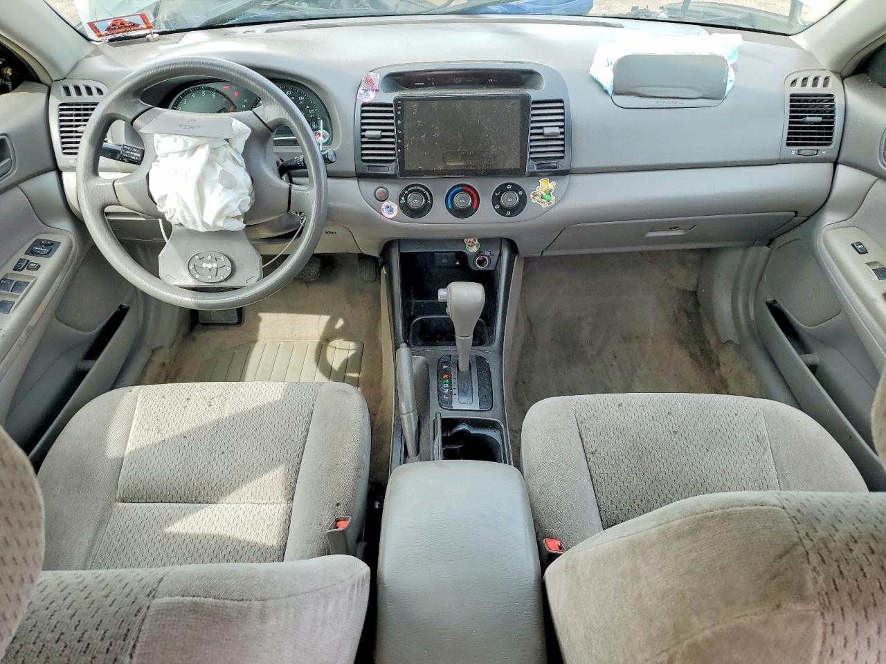 2002 Toyota Camry Le Silver vin: 4T1BE32K32U109344