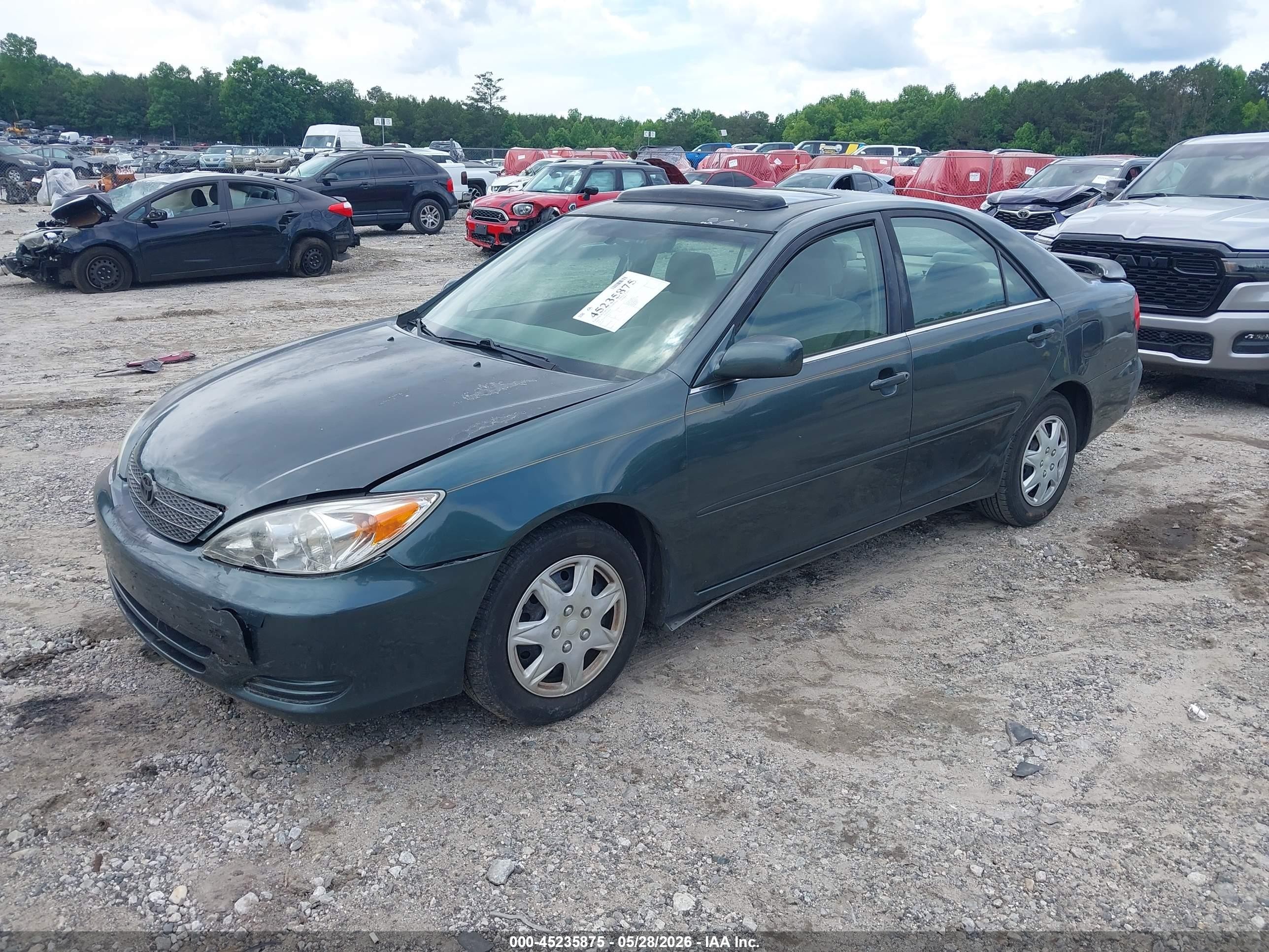 2002 Toyota Camry Le Green vin: 4T1BE32K32U503121