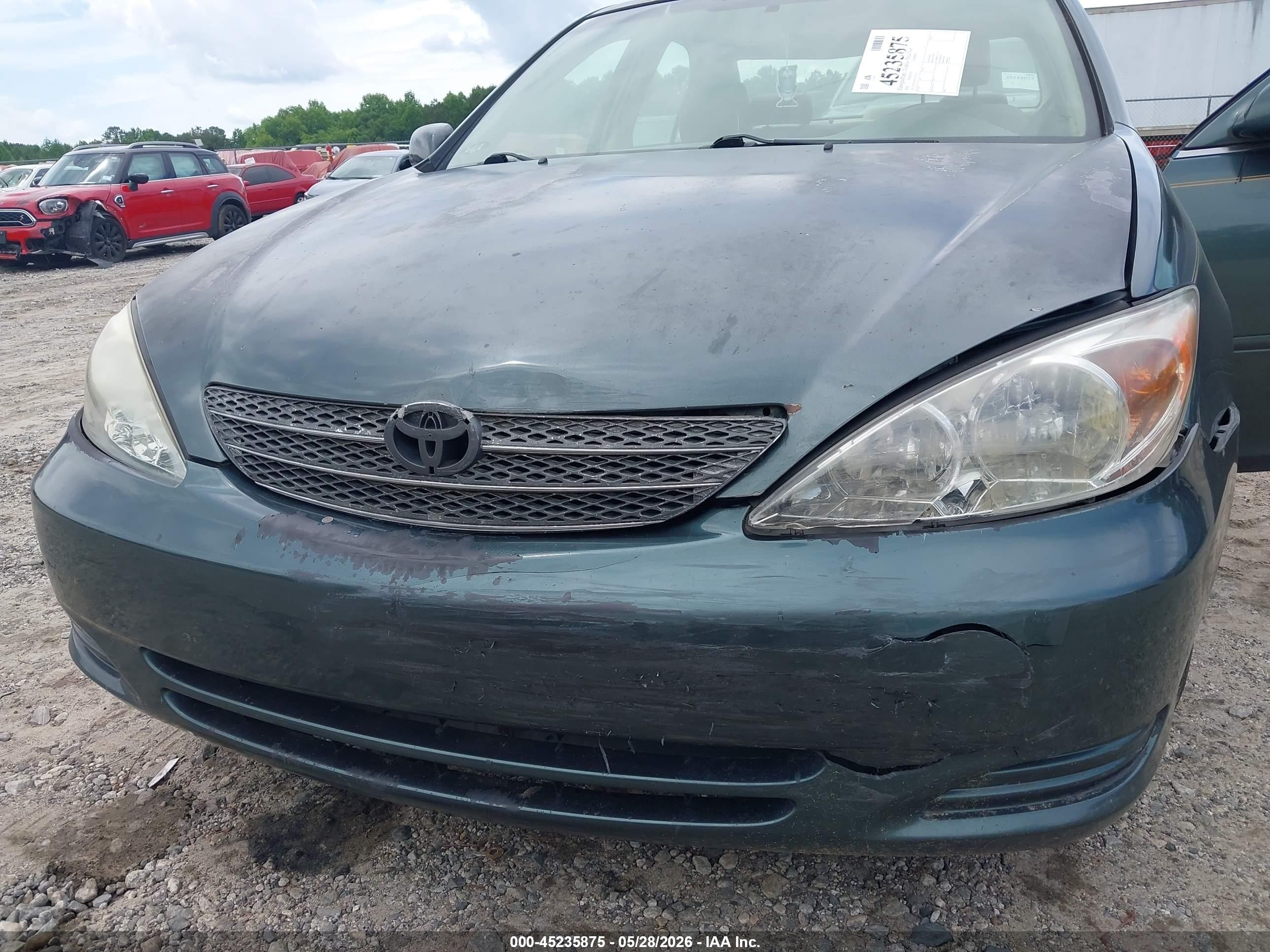 2002 Toyota Camry Le Green vin: 4T1BE32K32U503121