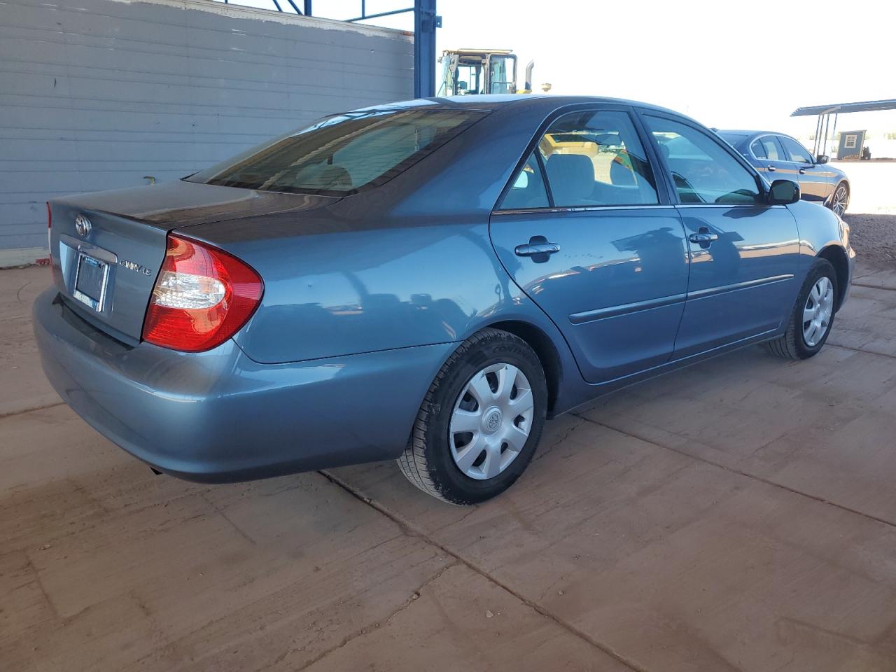 2002 Toyota Camry Le Blue vin: 4T1BE32K32U520663