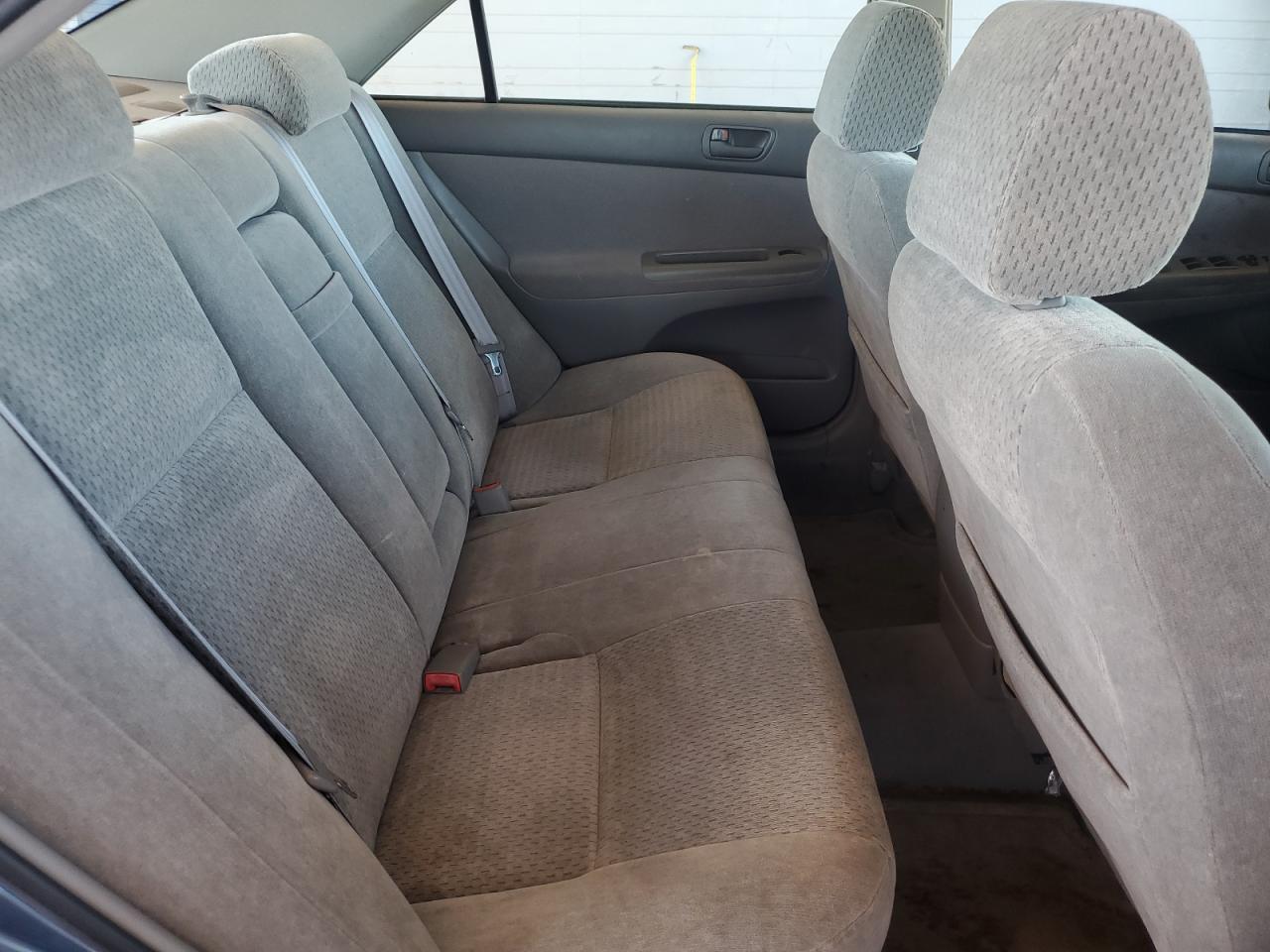 2002 Toyota Camry Le Blue vin: 4T1BE32K32U520663