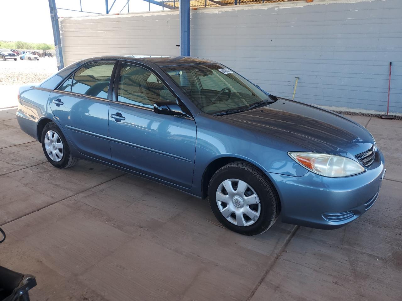 2002 Toyota Camry Le Blue vin: 4T1BE32K32U520663