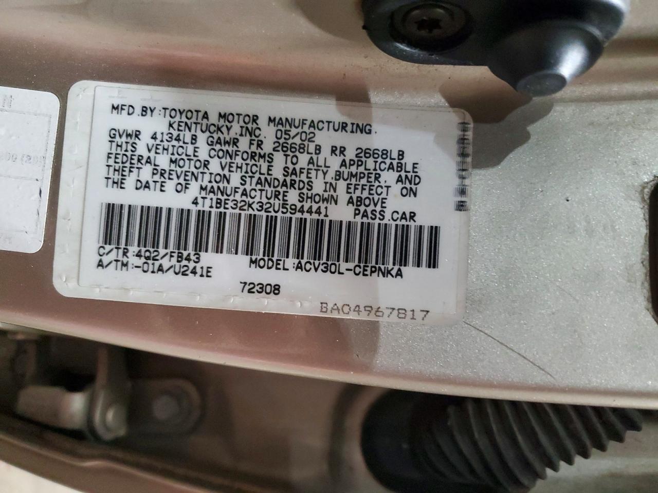 2002 Toyota Camry Le Tan vin: 4T1BE32K32U594441