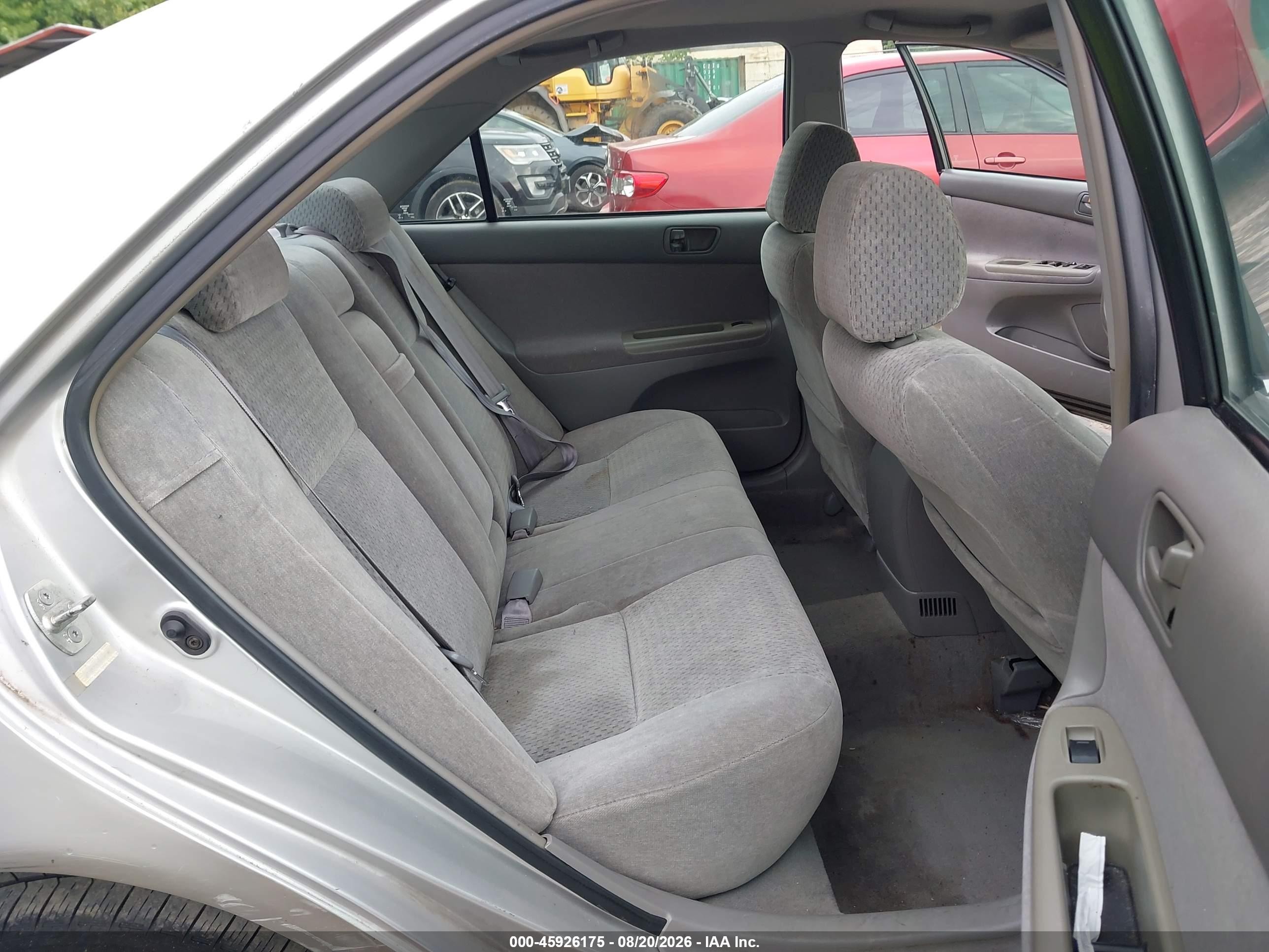 2002 Toyota Camry Le Silver vin: 4T1BE32K32U605261