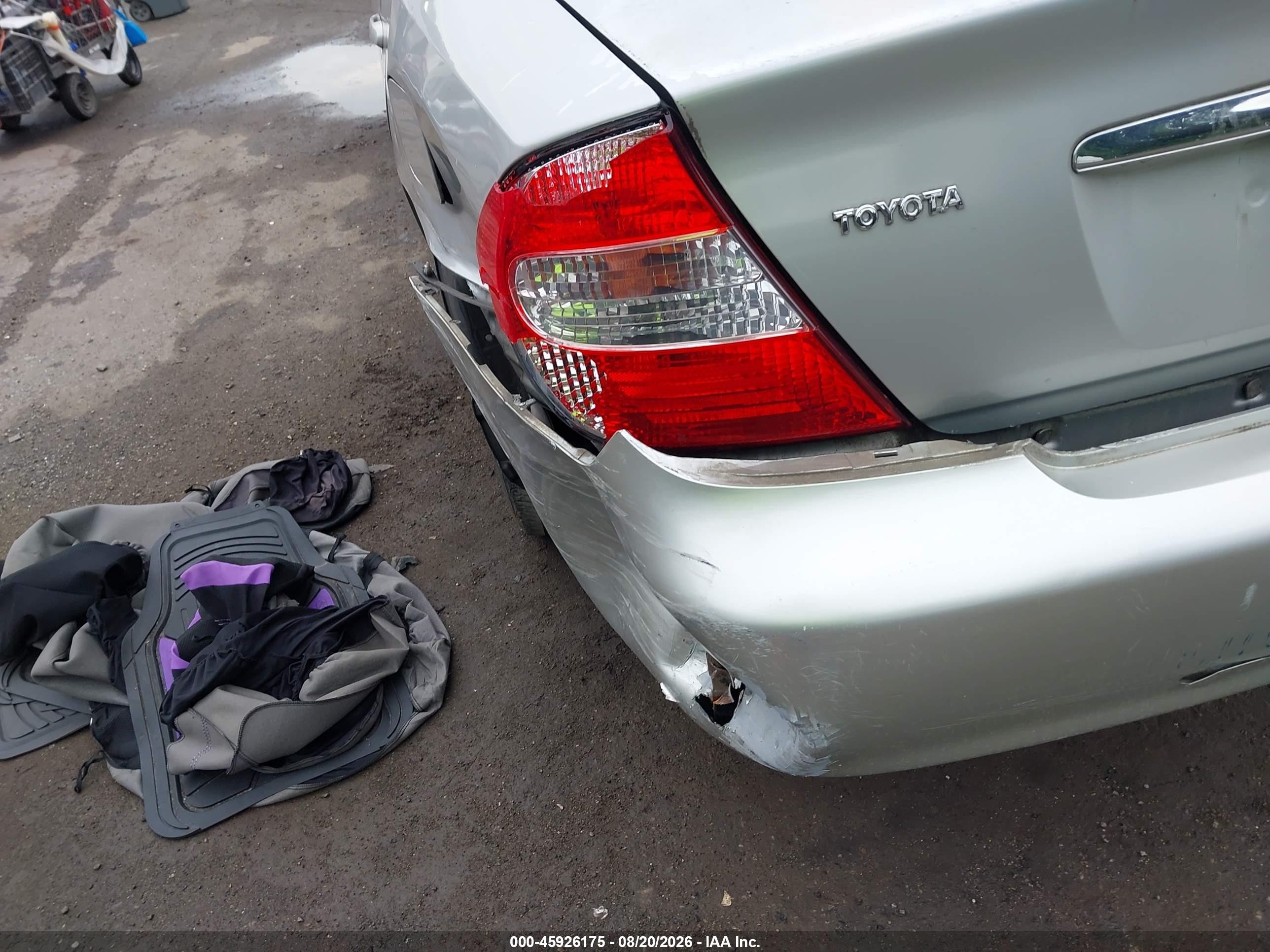 2002 Toyota Camry Le Silver vin: 4T1BE32K32U605261