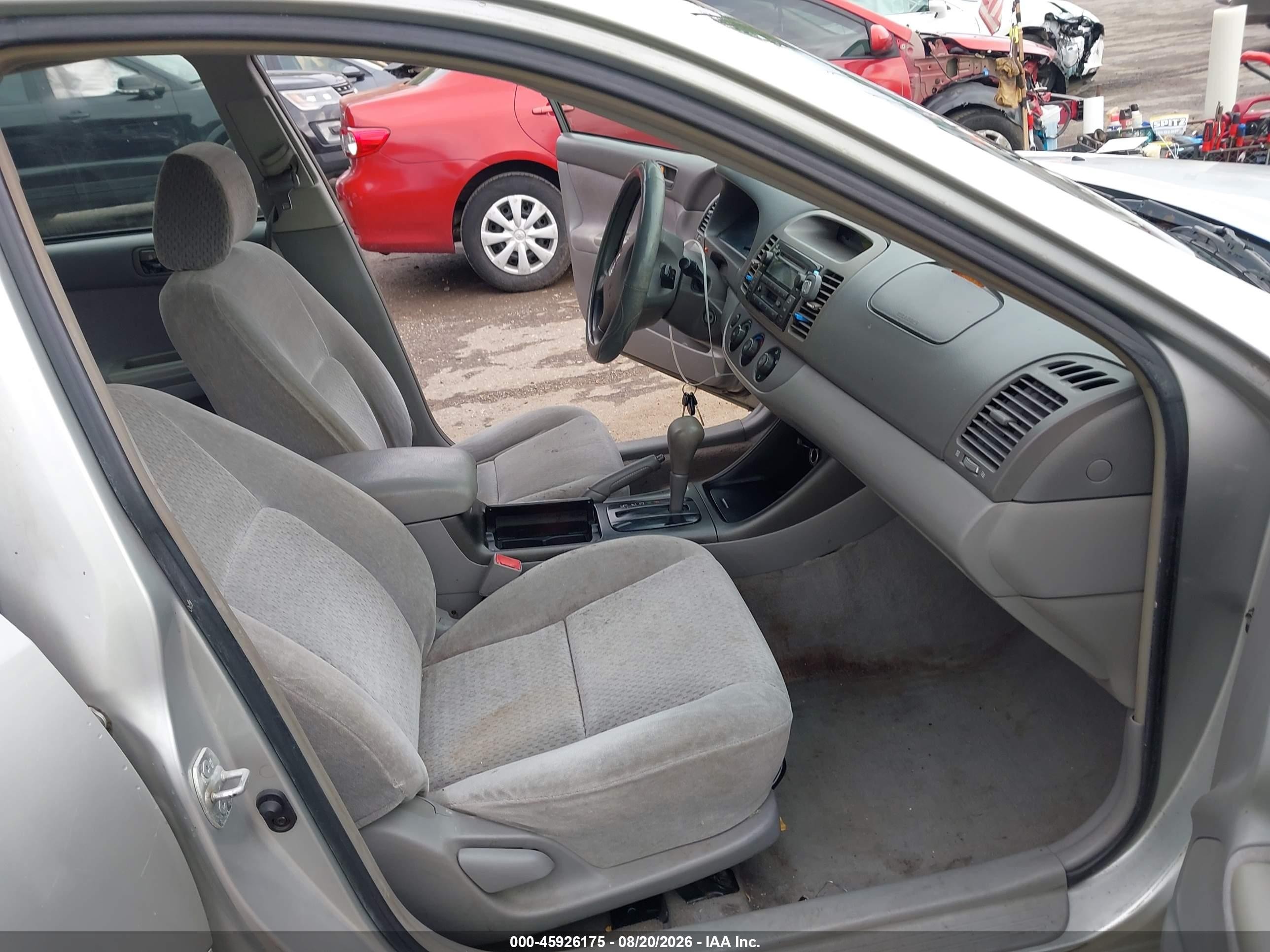 2002 Toyota Camry Le Silver vin: 4T1BE32K32U605261