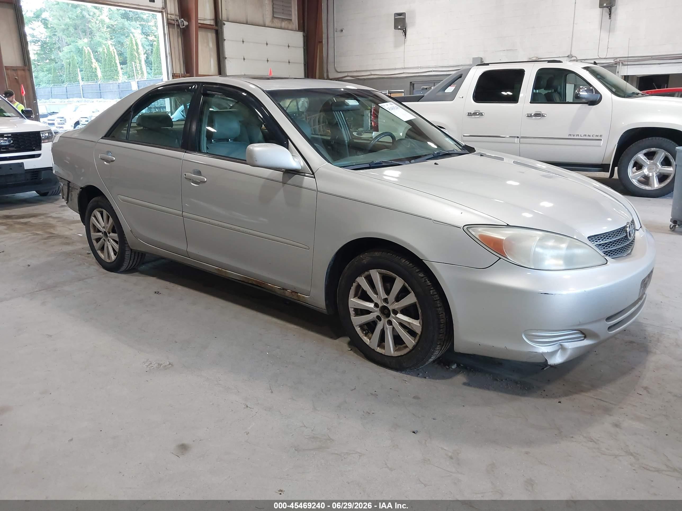 2002 Toyota Camry Le Gray vin: 4T1BE32K32U609312