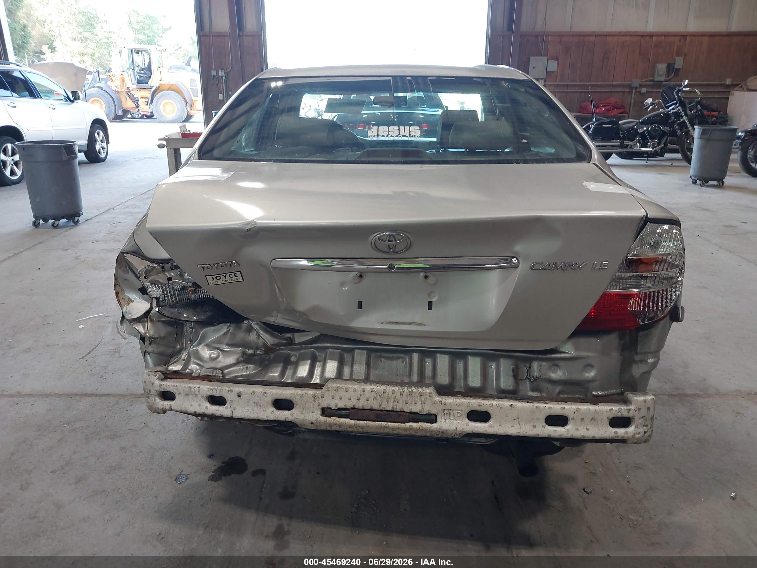 2002 Toyota Camry Le Gray vin: 4T1BE32K32U609312