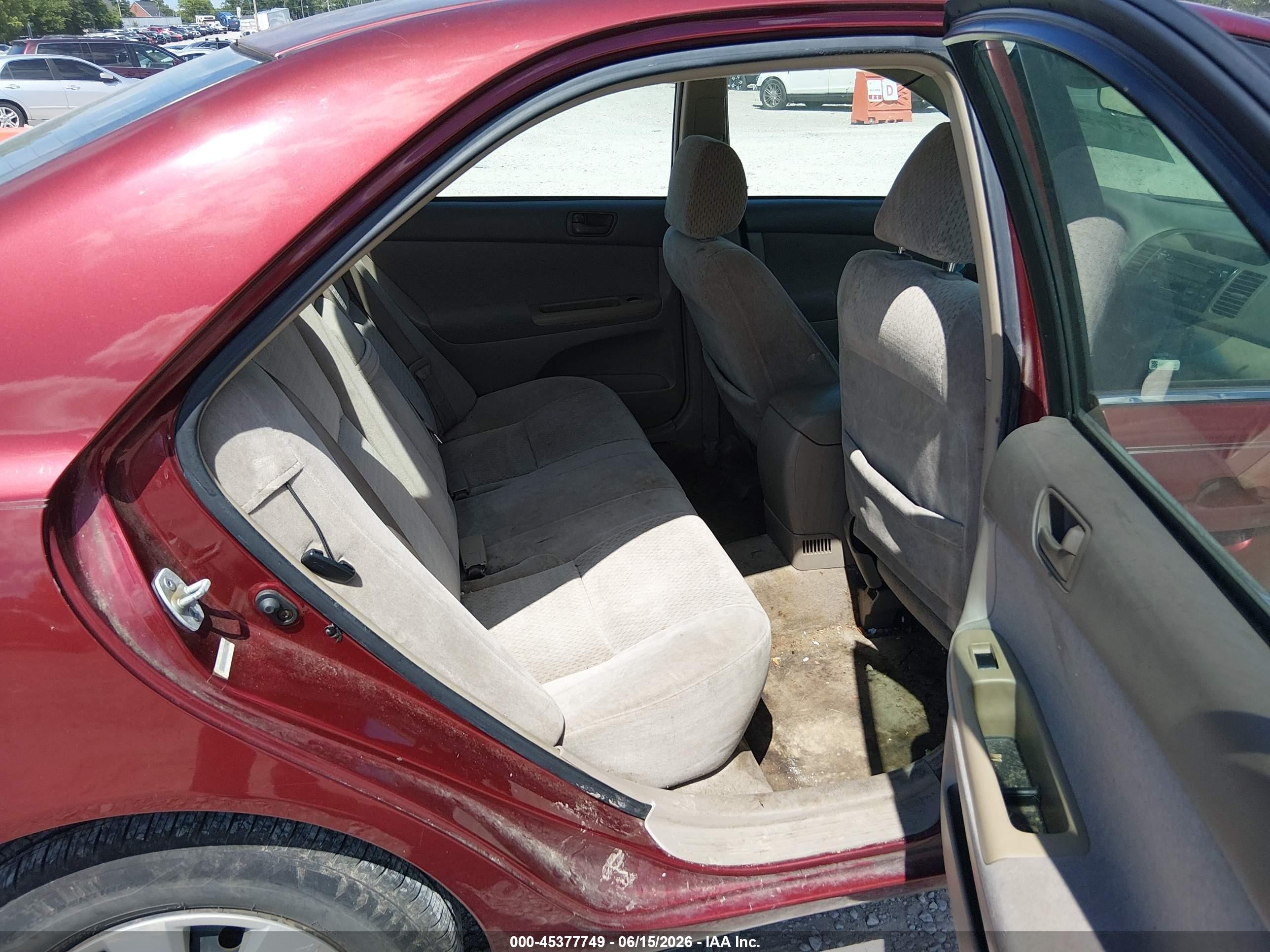 2003 Toyota Camry Le Maroon vin: 4T1BE32K33U170436