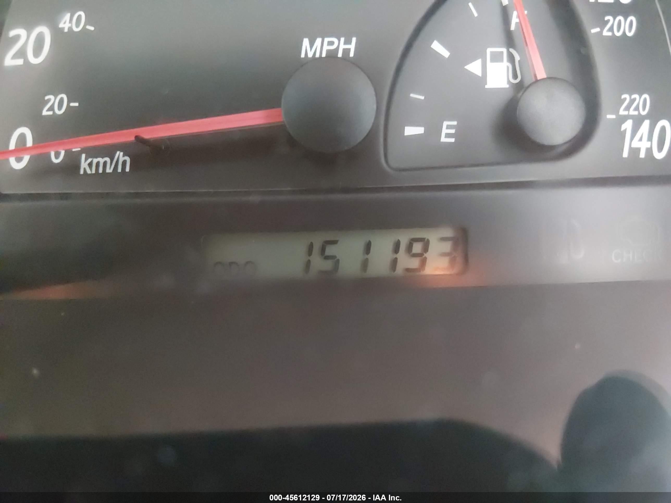 2003 Toyota Camry Le Champagne vin: 4T1BE32K33U180674