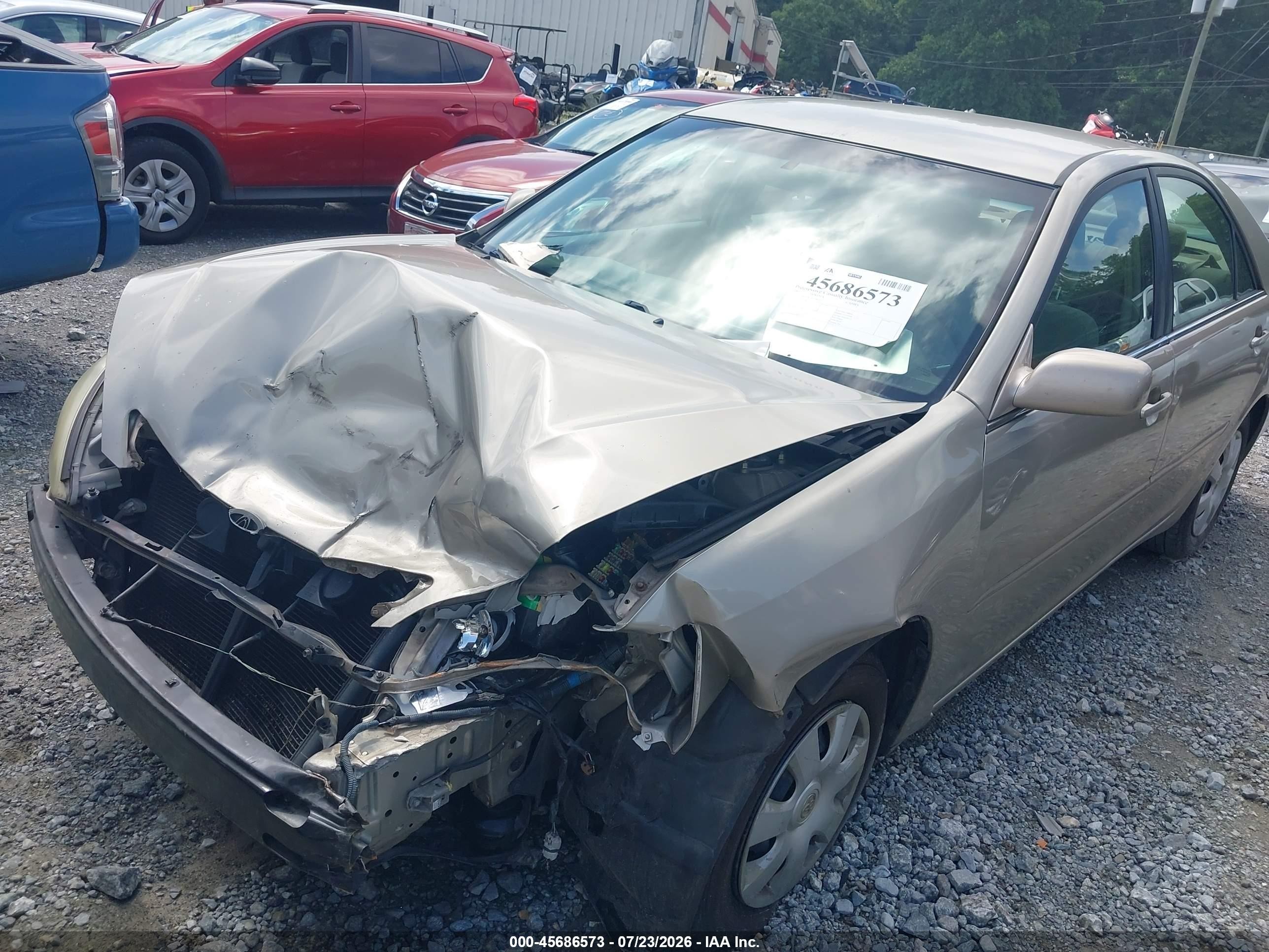 2003 Toyota Camry Le Tan vin: 4T1BE32K33U194512
