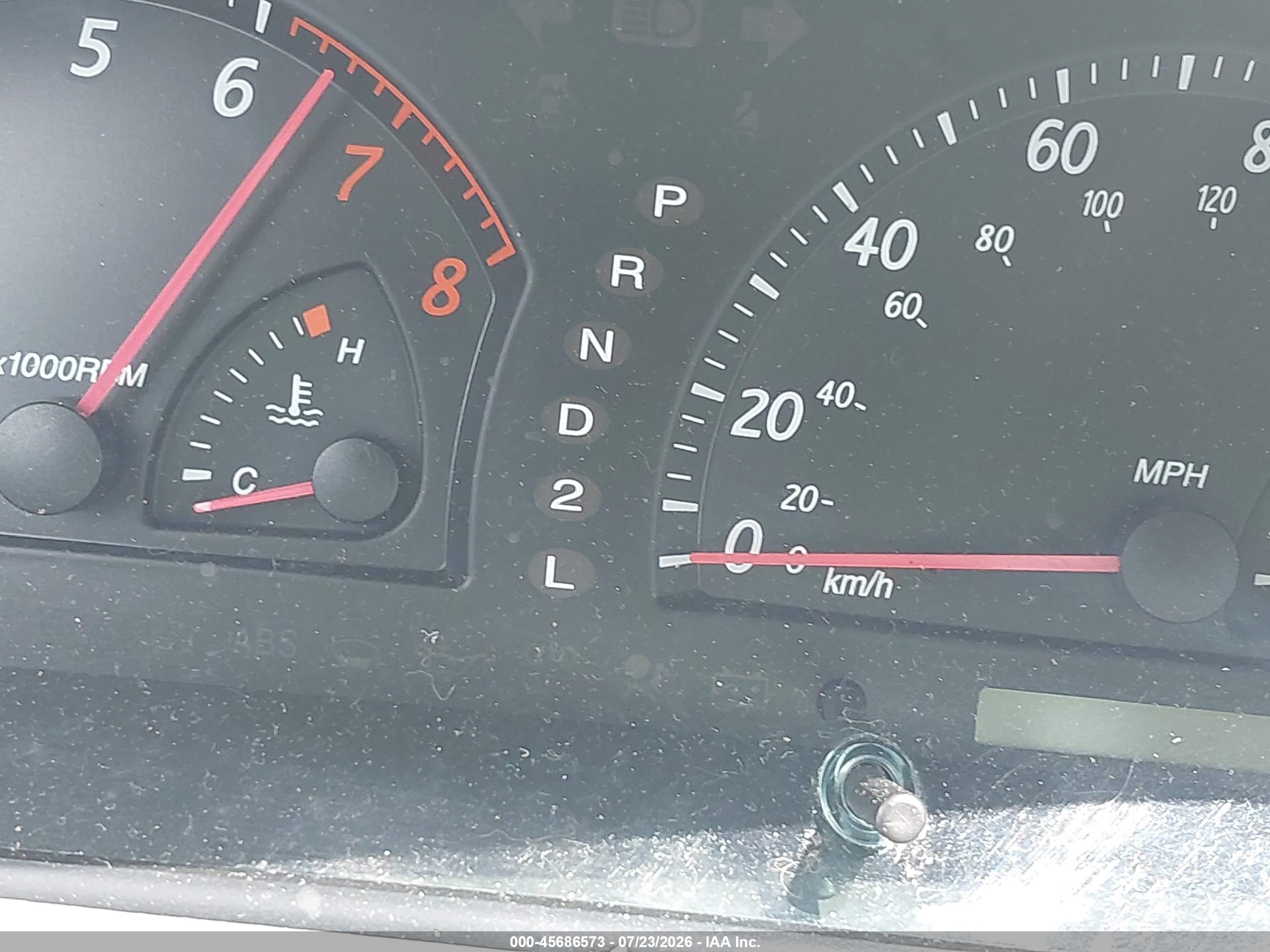 2003 Toyota Camry Le Tan vin: 4T1BE32K33U194512