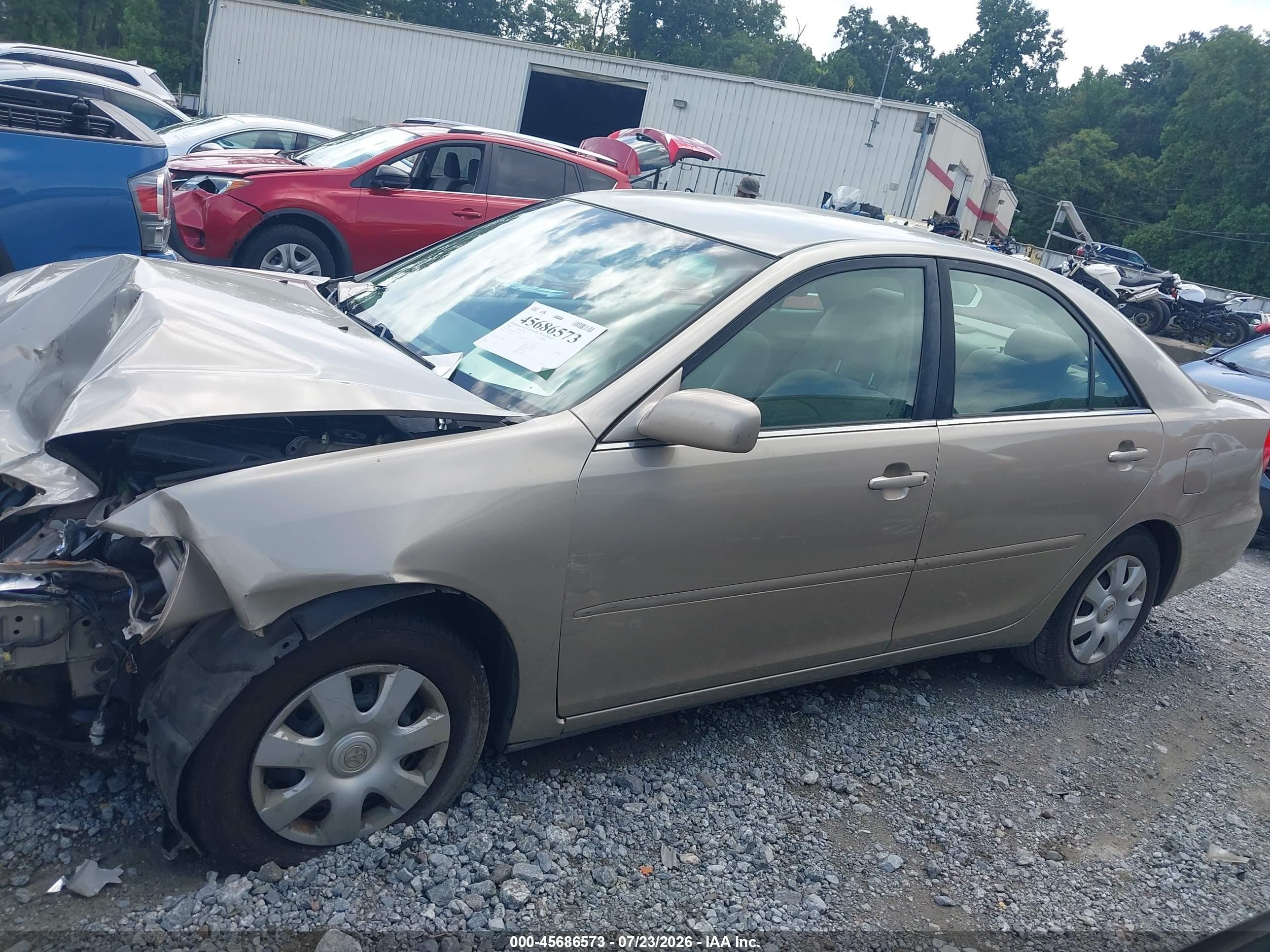 2003 Toyota Camry Le Tan vin: 4T1BE32K33U194512