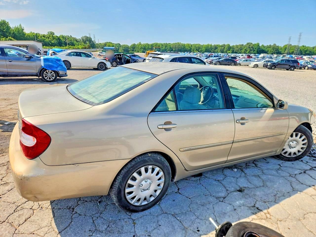 2003 Toyota Camry Xle Gold vin: 4T1BE32K33U206142