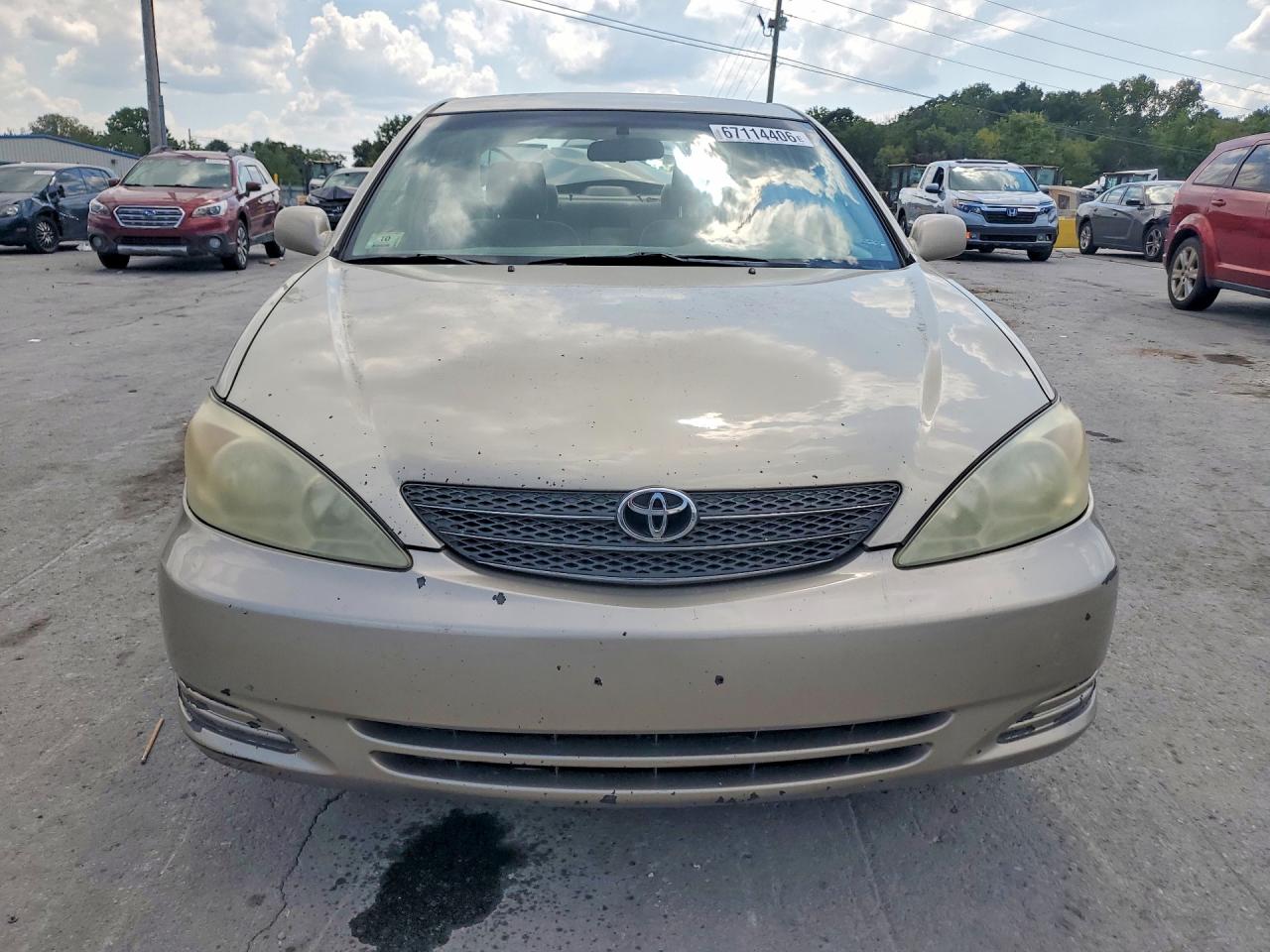 2002 Toyota Camry Le Beige vin: 4T1BE32K33U214323
