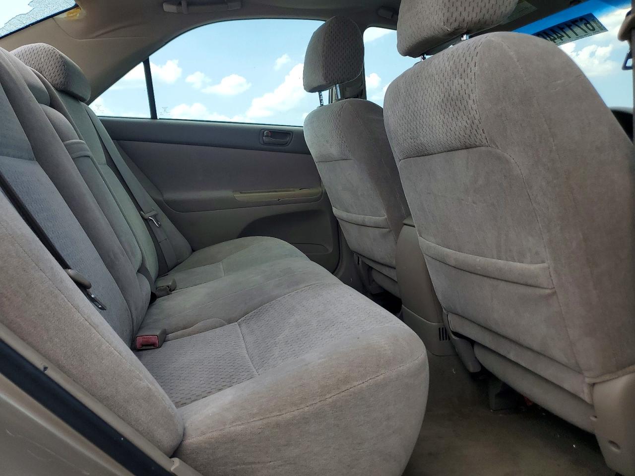 2002 Toyota Camry Le Beige vin: 4T1BE32K33U214323