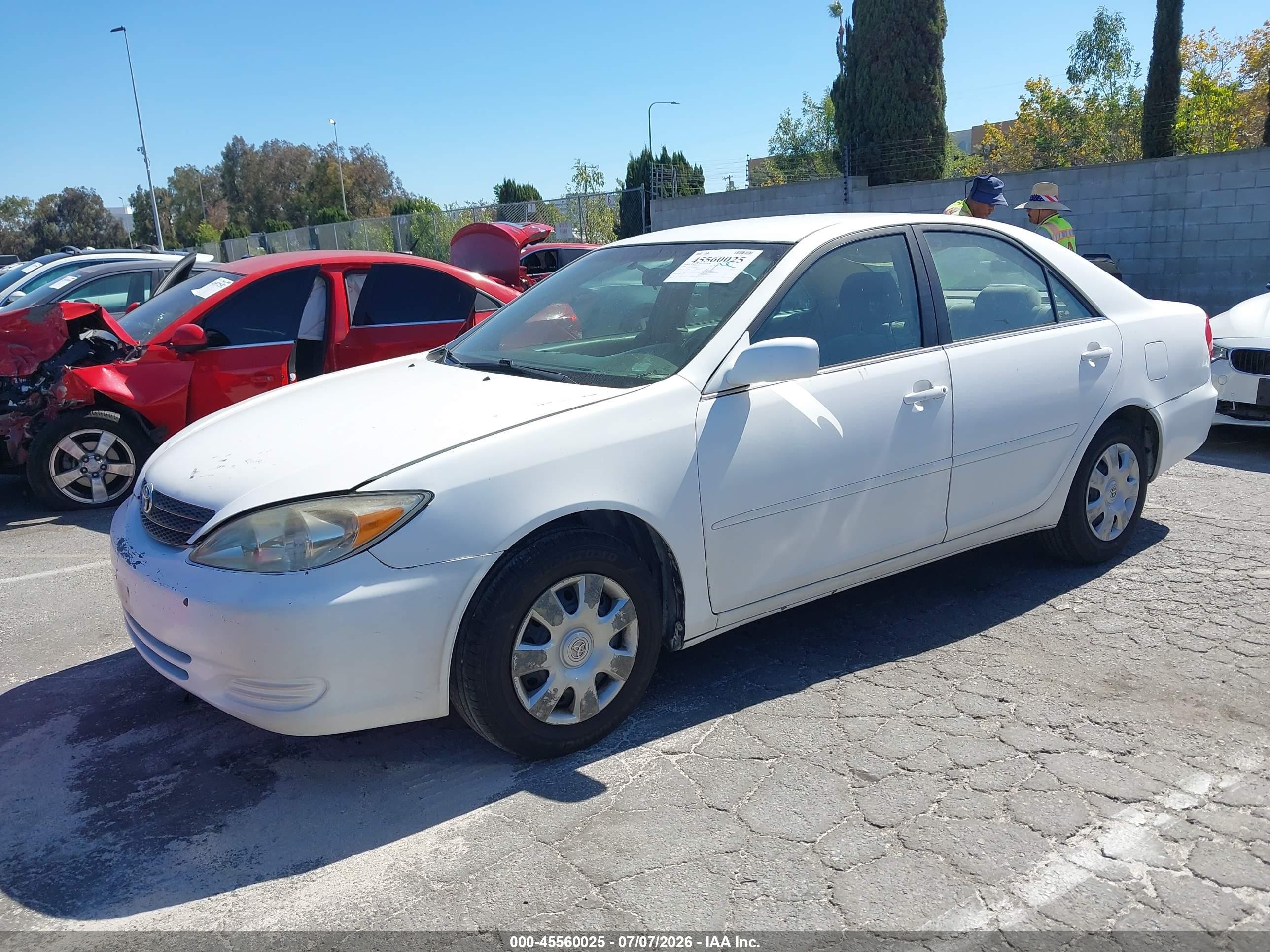 2003 Toyota Camry Le White vin: 4T1BE32K33U246303