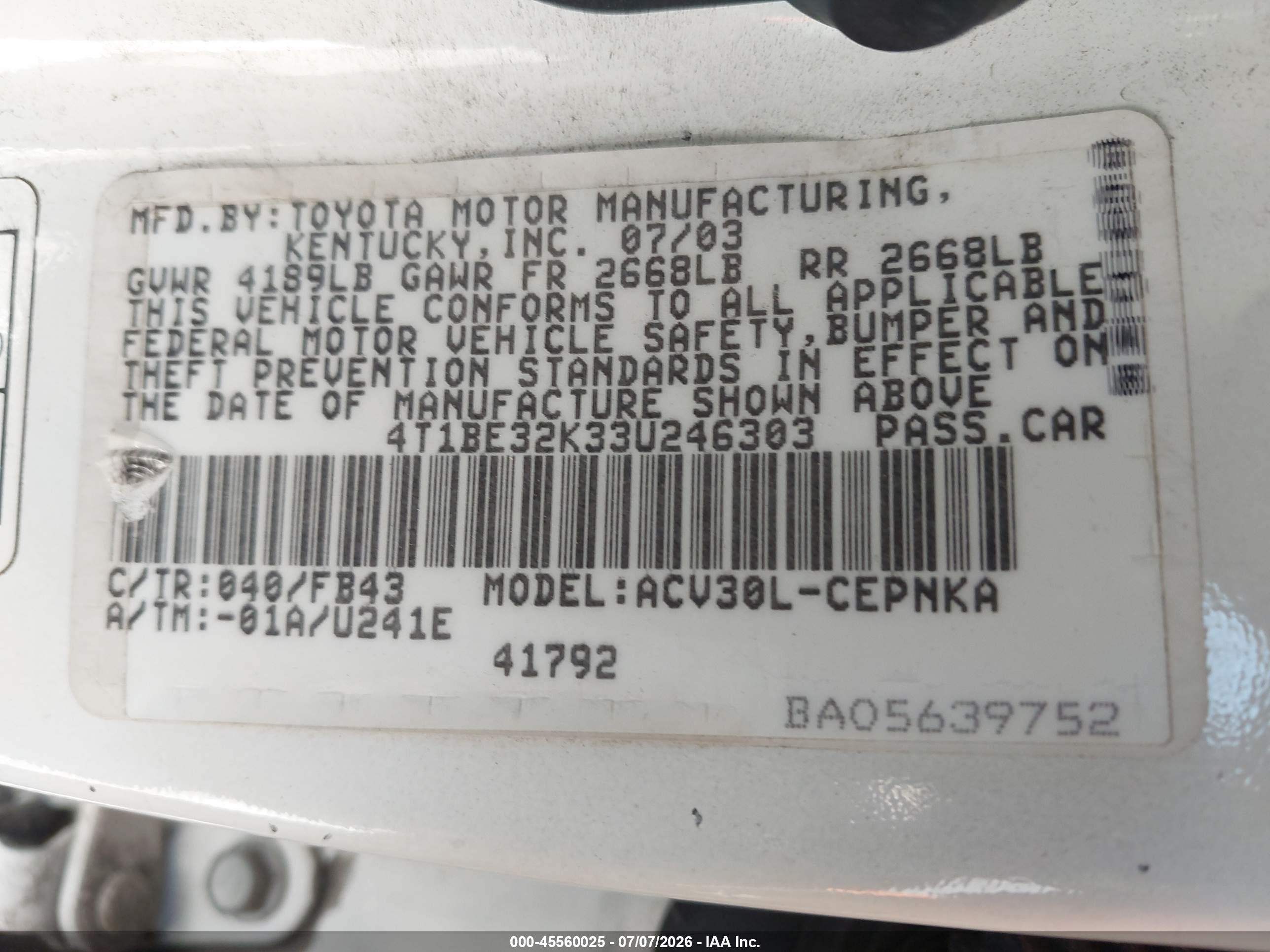 2003 Toyota Camry Le White vin: 4T1BE32K33U246303