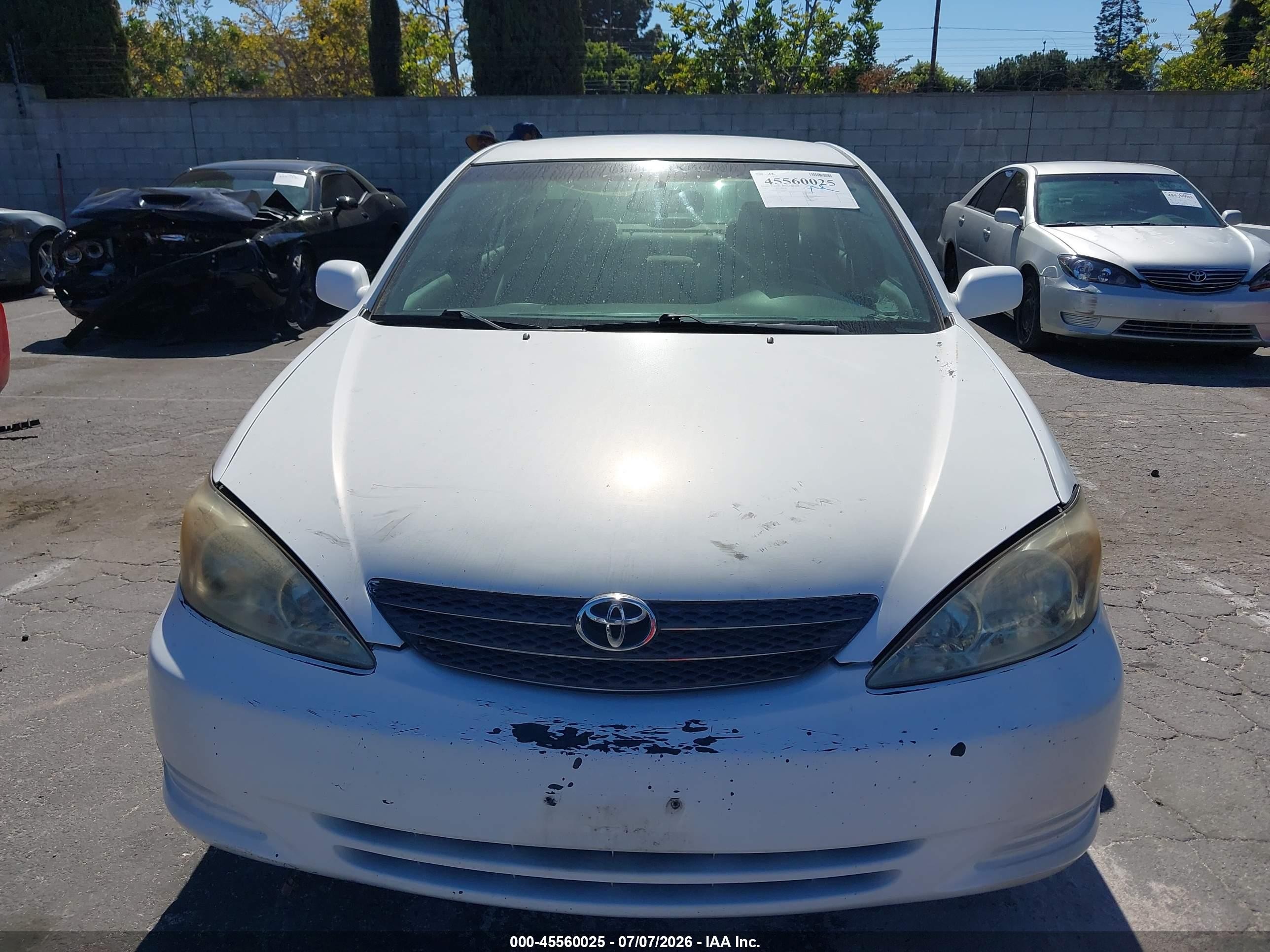 2003 Toyota Camry Le White vin: 4T1BE32K33U246303