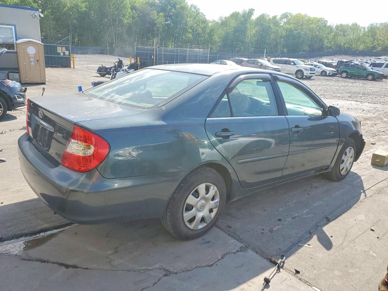 2003 Toyota Camry Le Green vin: 4T1BE32K33U716295
